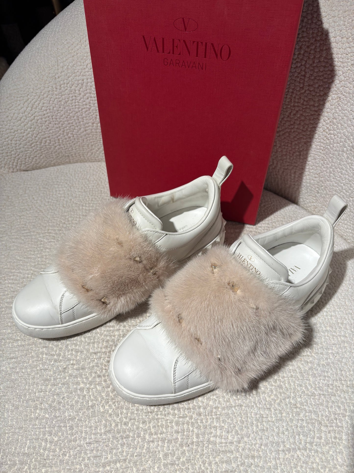 Valentino Rockstud sneakers- with mink - size
