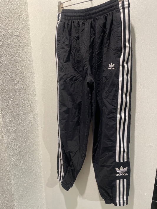 Adidas - Windbreaker Sweatpants - Black/White - Medinas Wardrobe - EU36