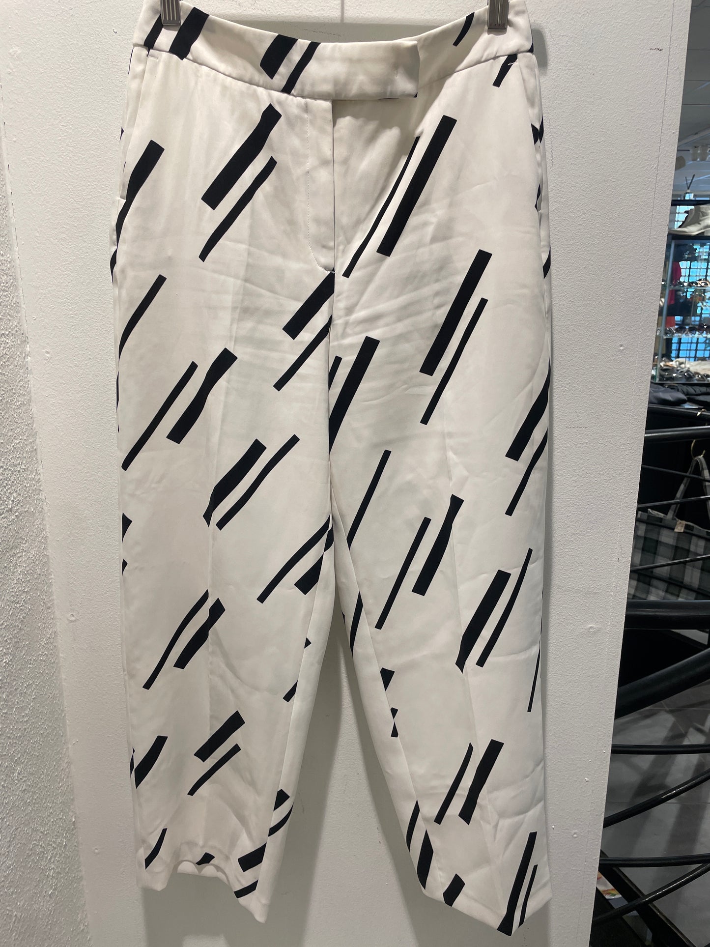Seventy Venezia Graphic High-Waisted Trousers – Size IT42
