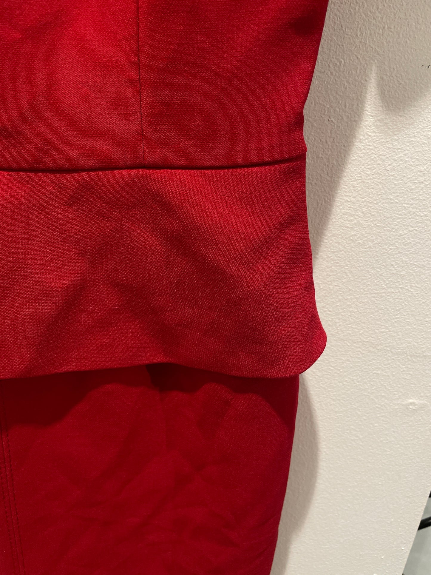 Boss - red label - Deep red Dress - EU38 - Medinas Wardrobe
