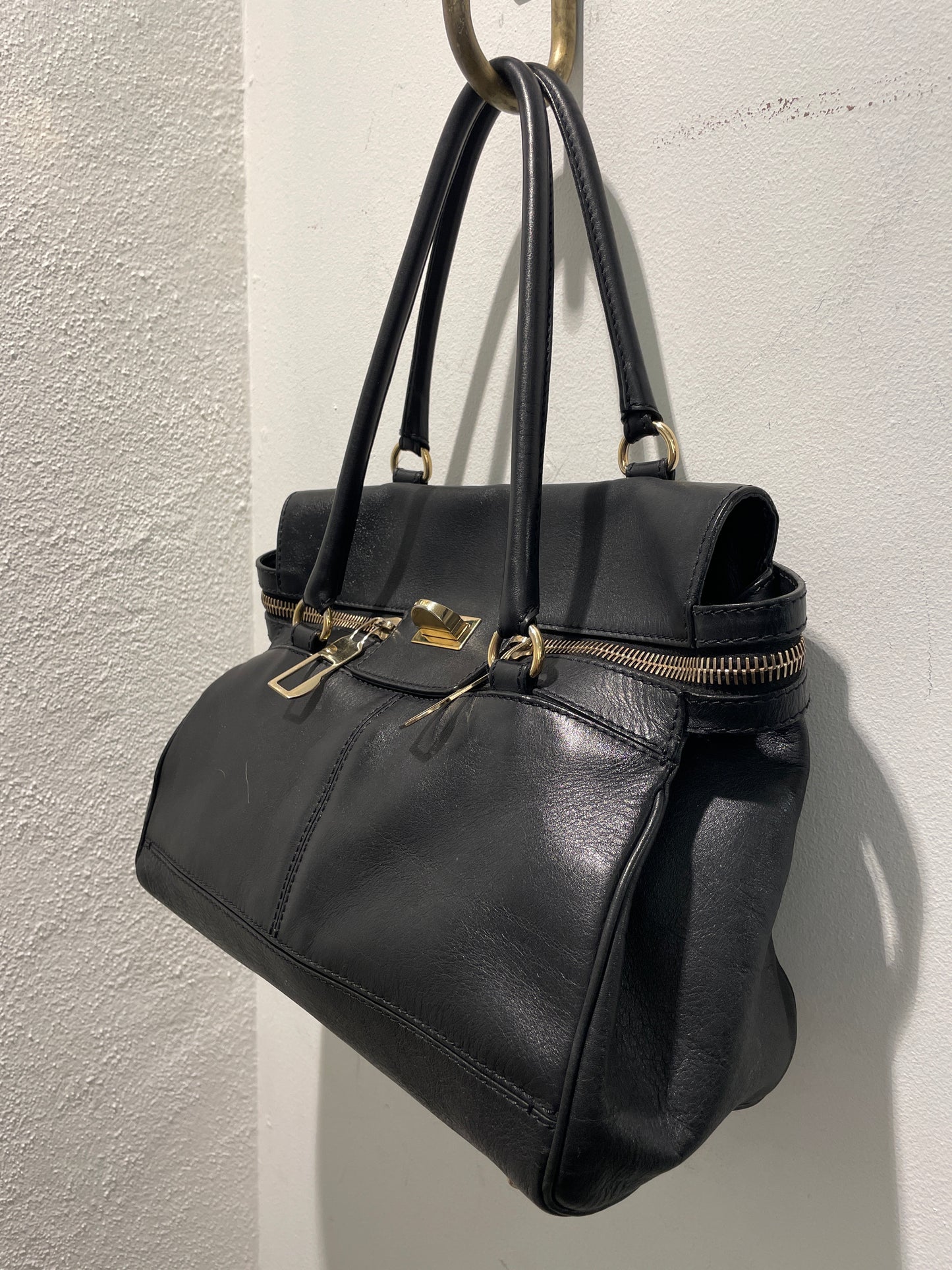 Max Mara Margaux Leather Handbag – Black