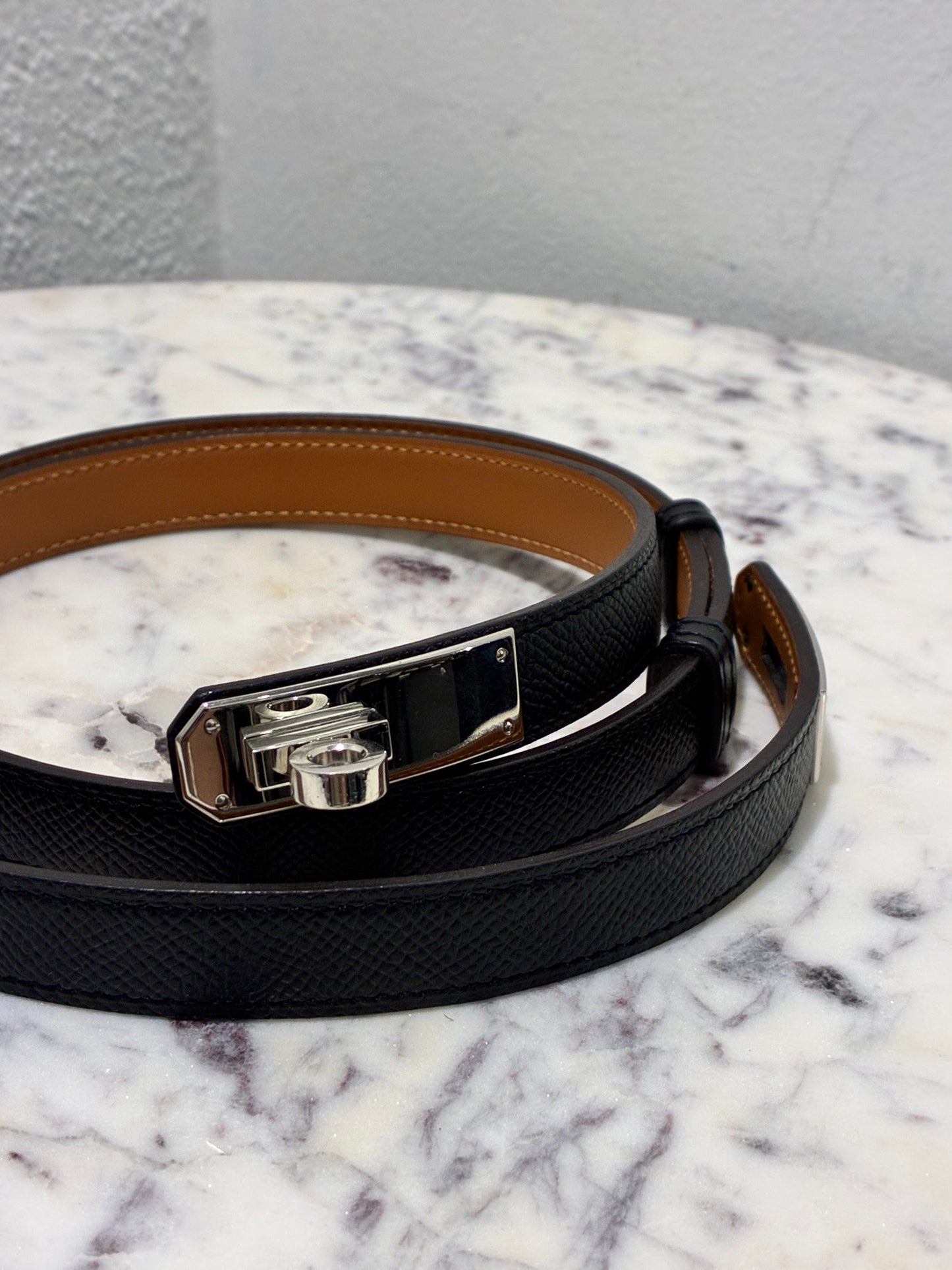 Hermès Kelly 18 Belt – Black Epsom Leather & Palladium Hardware - Medina’s Wardrobe