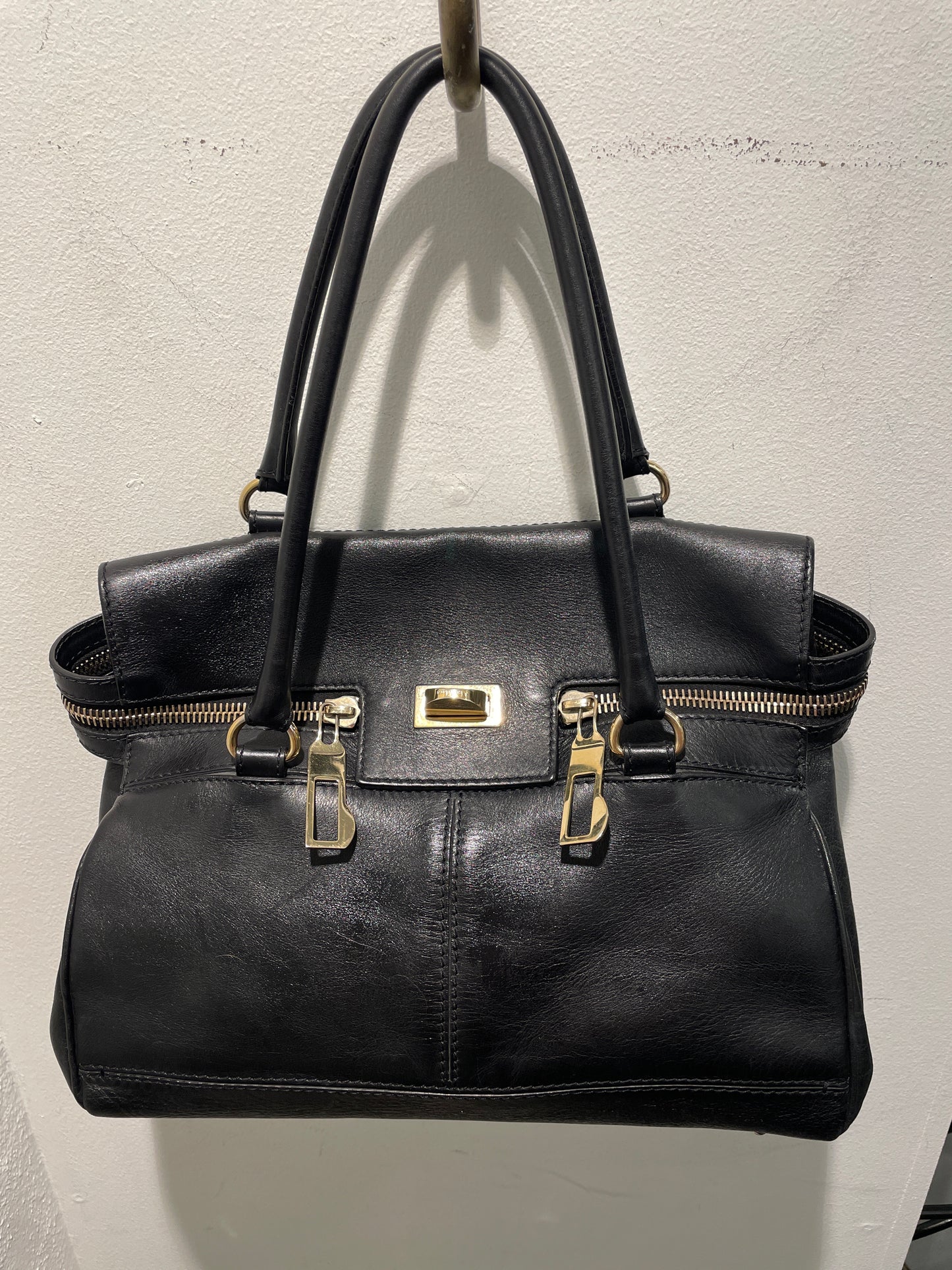 Max Mara Margaux Leather Handbag – Black