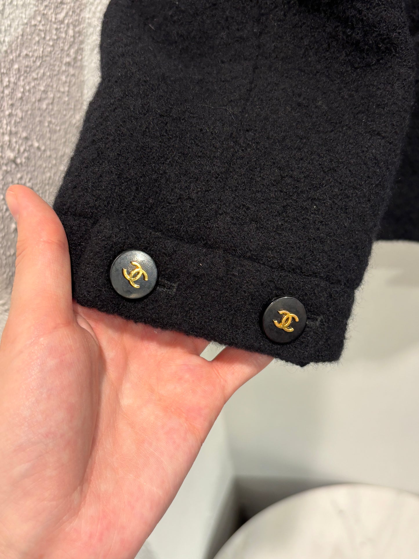 Chanel - Bouclejacket - black with  gold logo bottons - Medinas Wardrobe - EU36