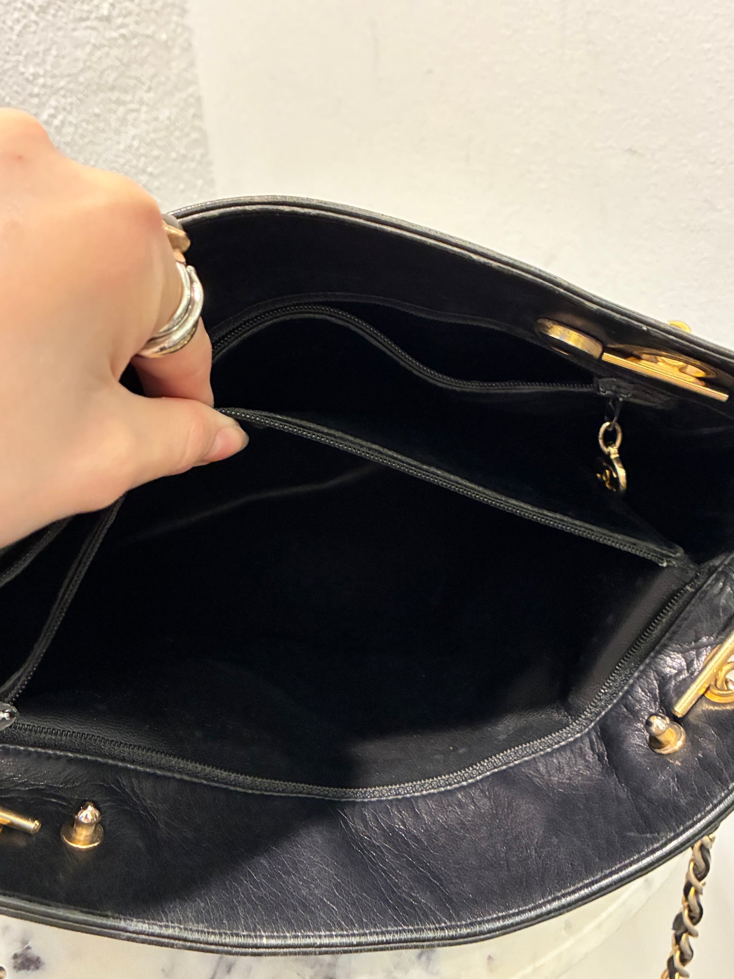Chanel Vintage Tote - CC Detail - Black Lambskin & 24K Gold Hardware