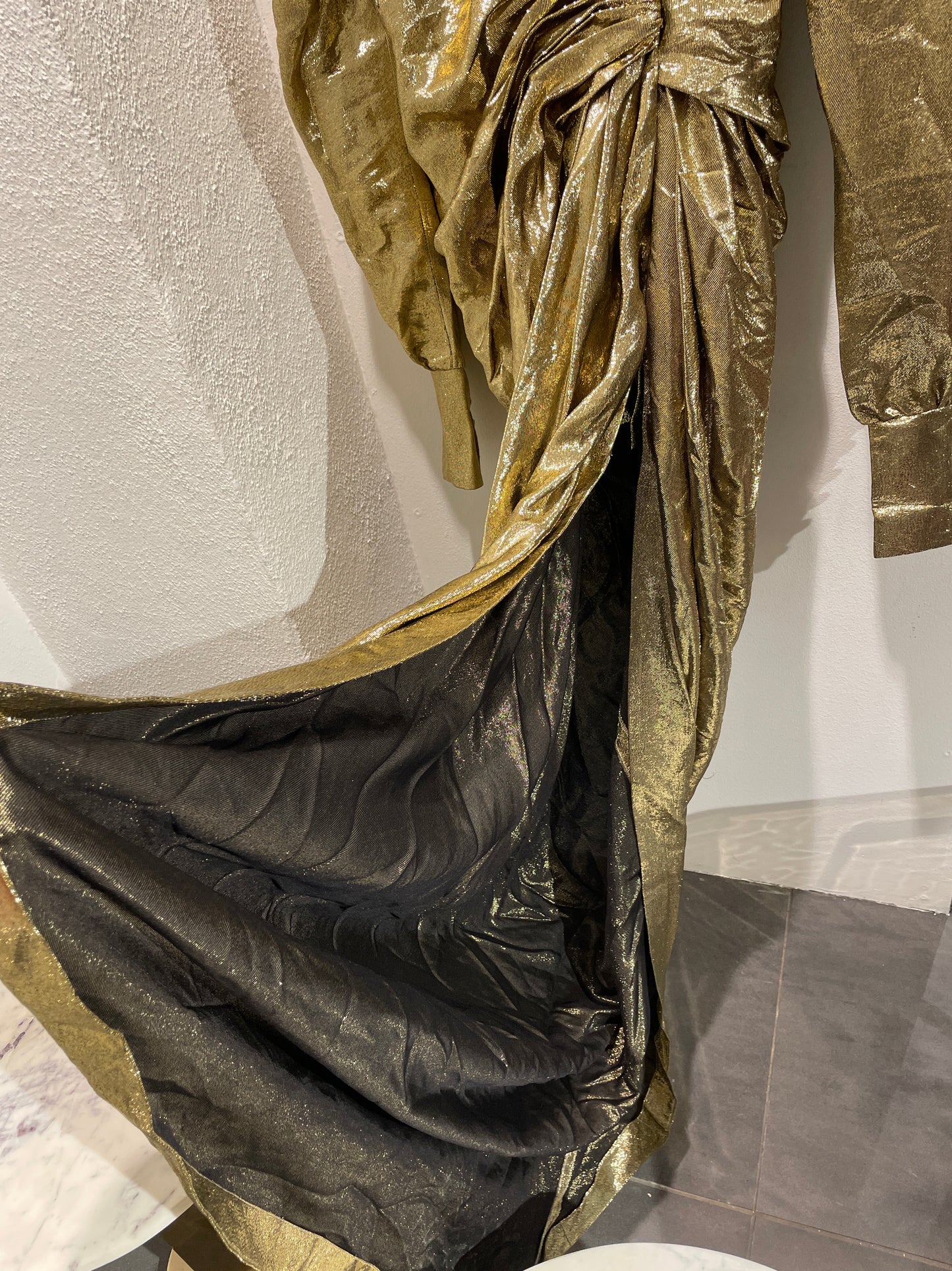 Balmain - Cape / dress - gold - Medinas Wardrobe
