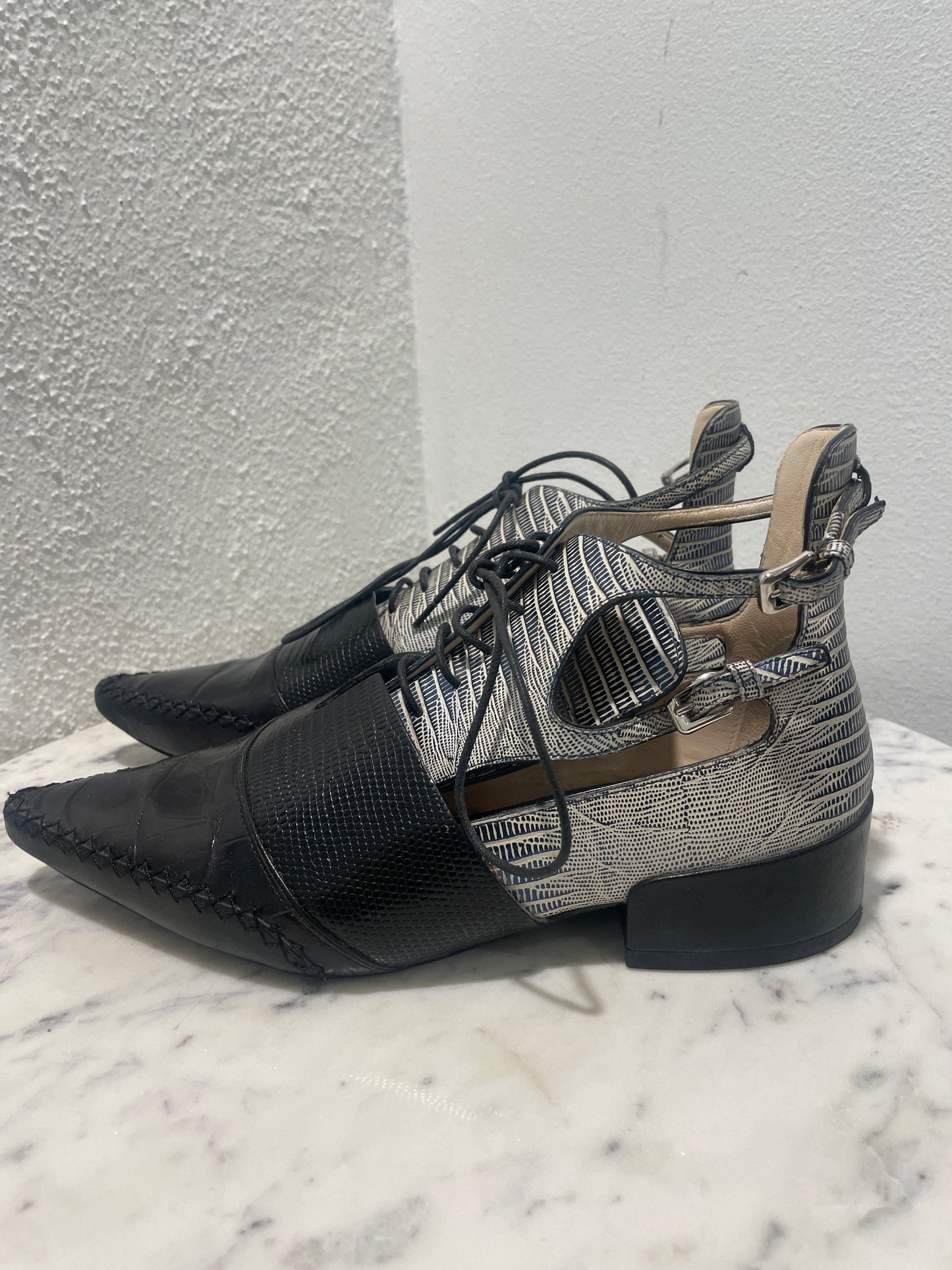 Christian Dior Nomade Cut-Out Oxford Booties - 35