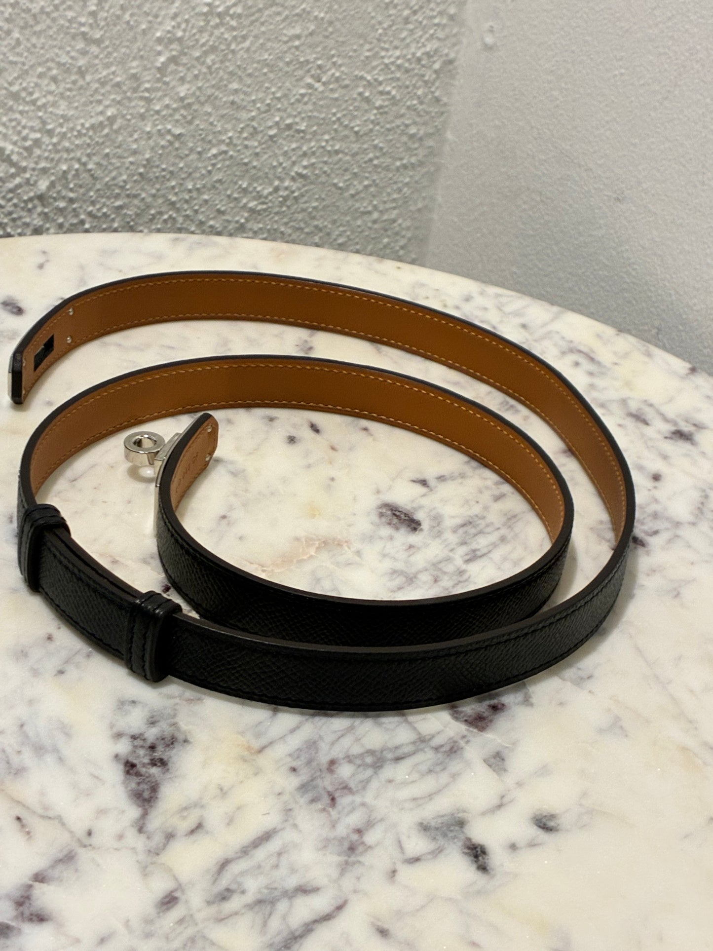 Hermès Kelly 18 Belt – Black Epsom Leather & Palladium Hardware - Medina’s Wardrobe