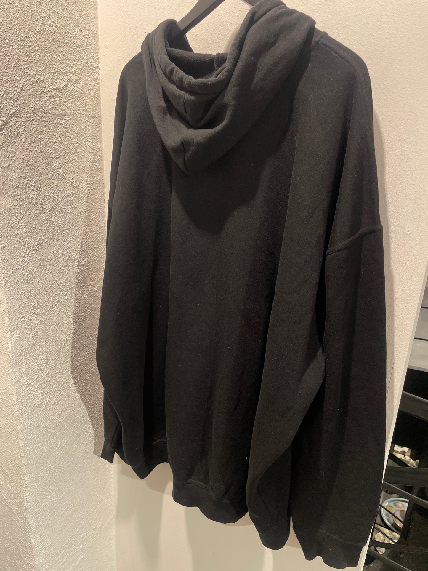 KUN FOR MIG - Hoodie - Black w. white - Medinas Wardrobe - 5XL