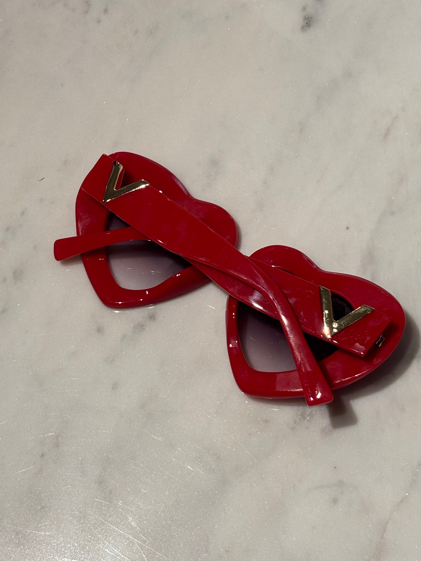Sunglasses - Heartshaped - Red - Medinas Wardrobe
