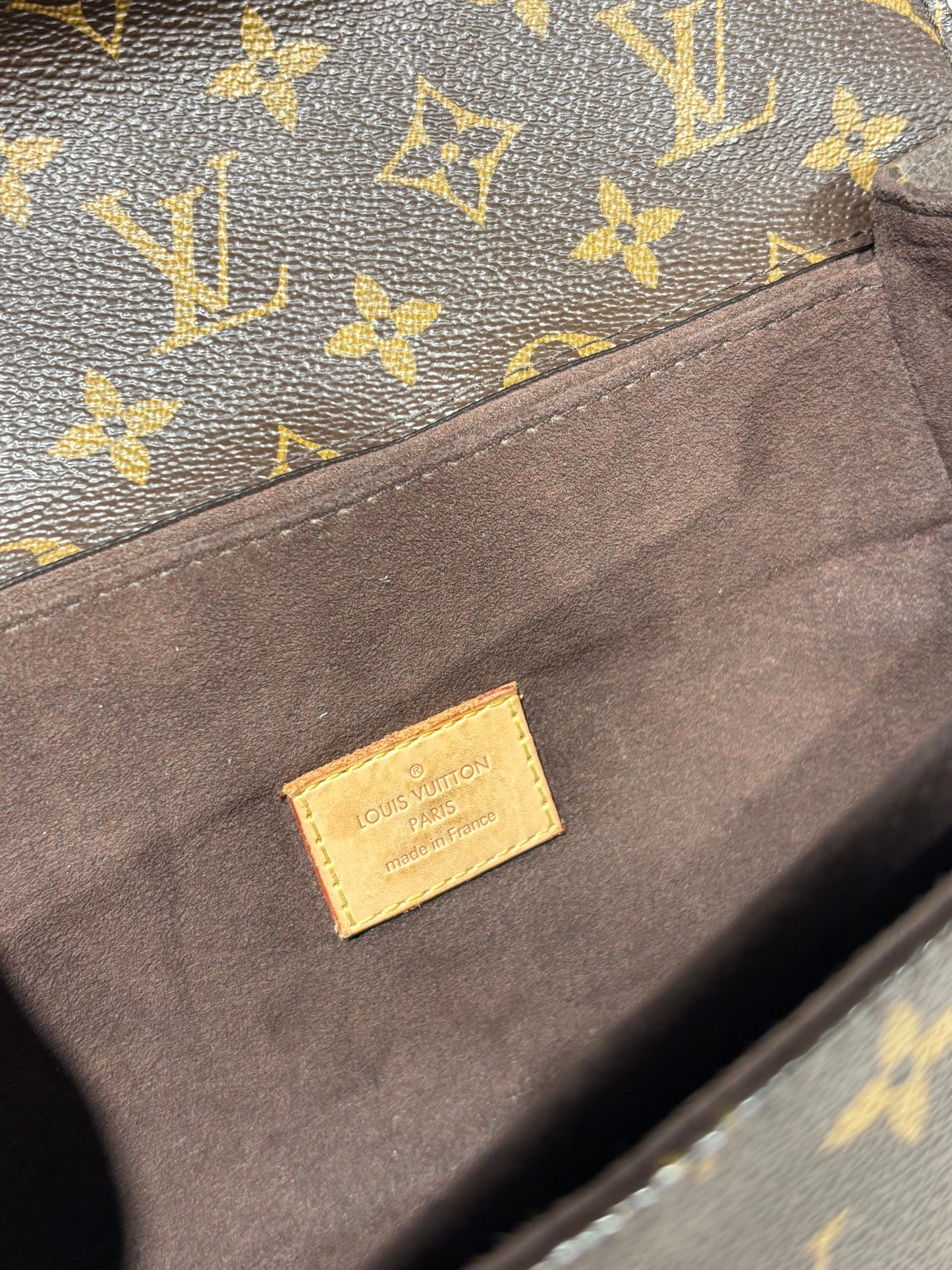 Louis Vuitton Pochette Métis – Brown Iconic Monogram leather