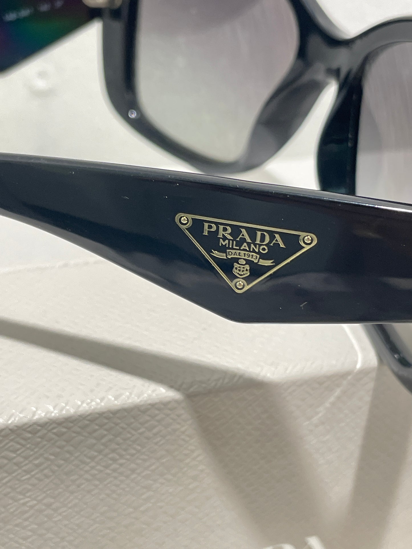 Prada Triangle Logo Sunglasses – One Size / Black