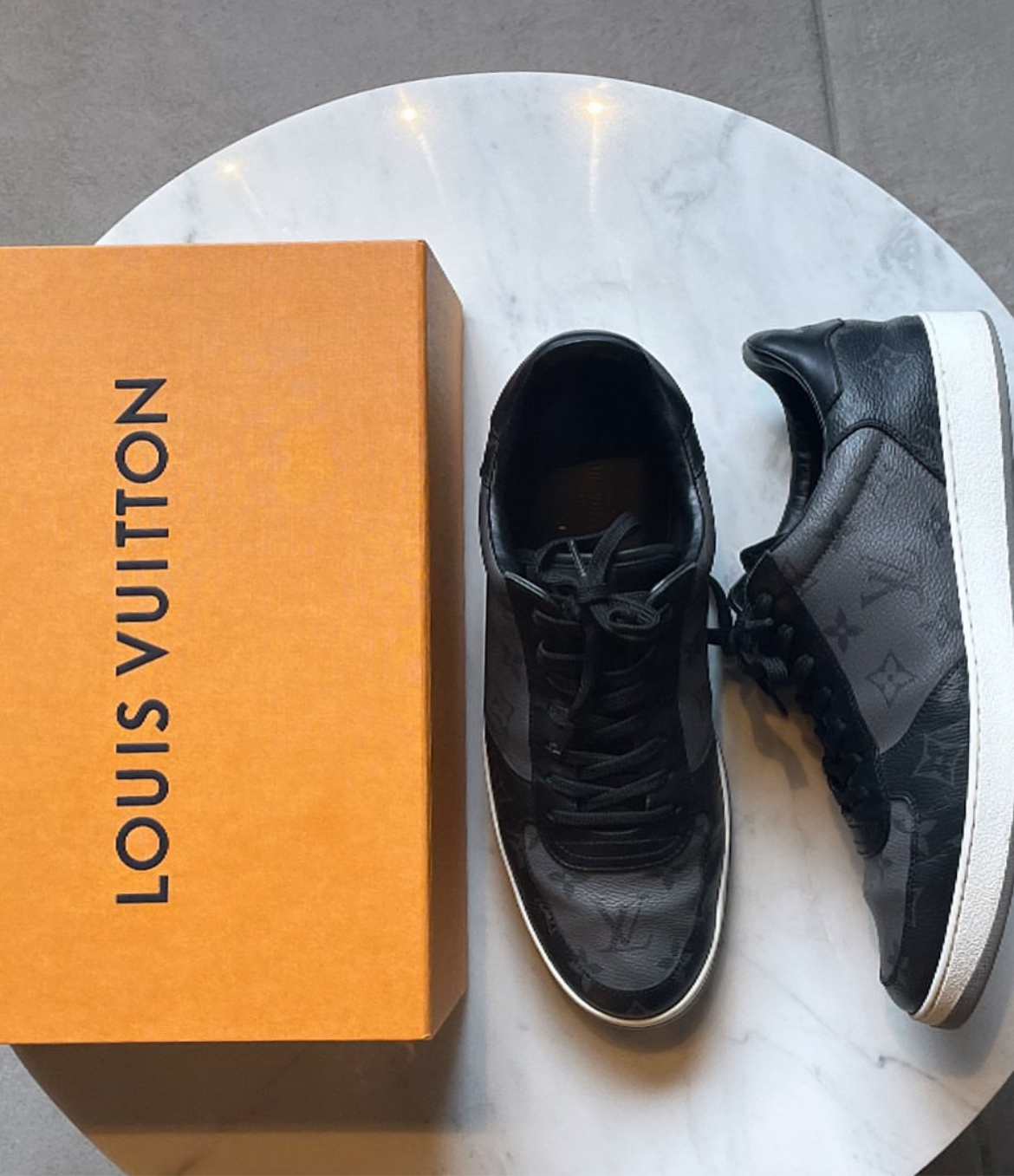 Louis Vuitton monogram sneaks - Herre - 43
