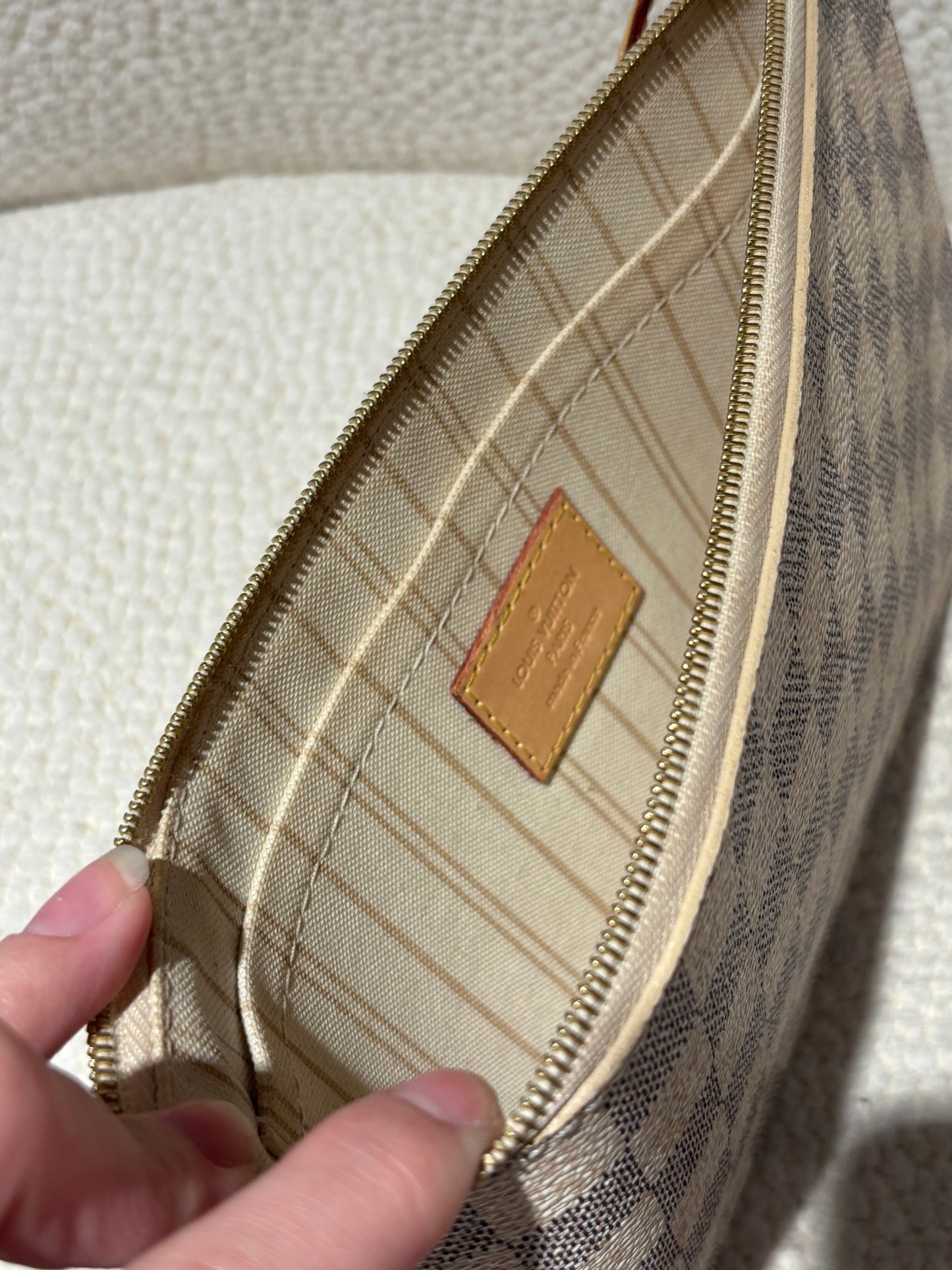 Louis Vuitton Clutch - Damier Logo Print - Ecru Canvas & Brown Leather