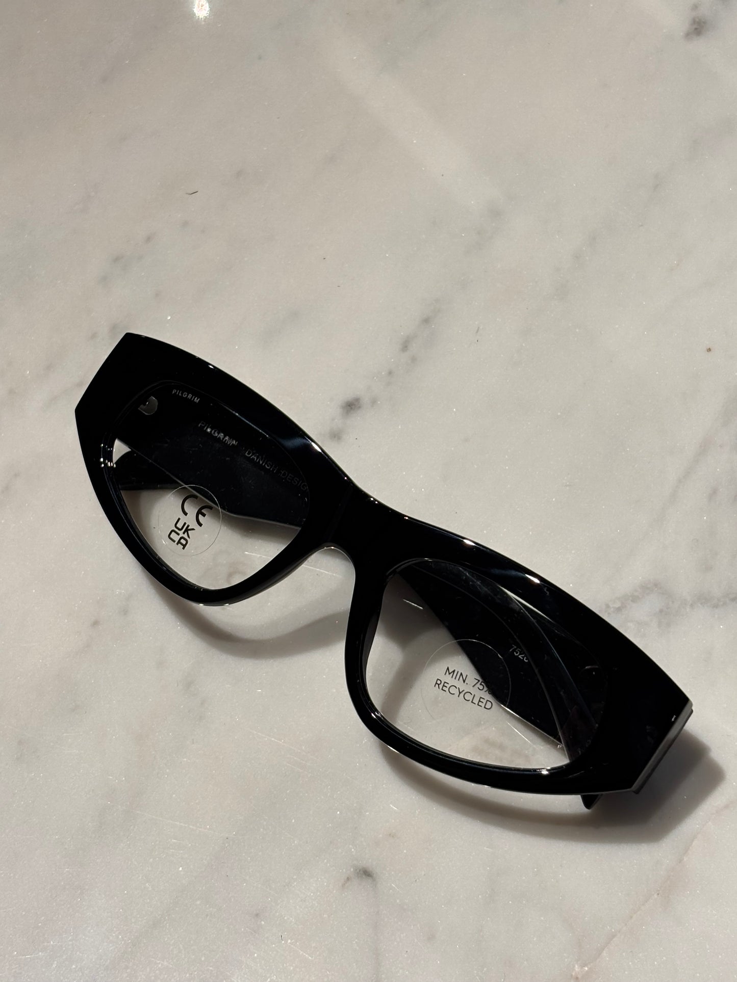 Pilgrim - Glasses without strength - Black - Medinas Wardrobe