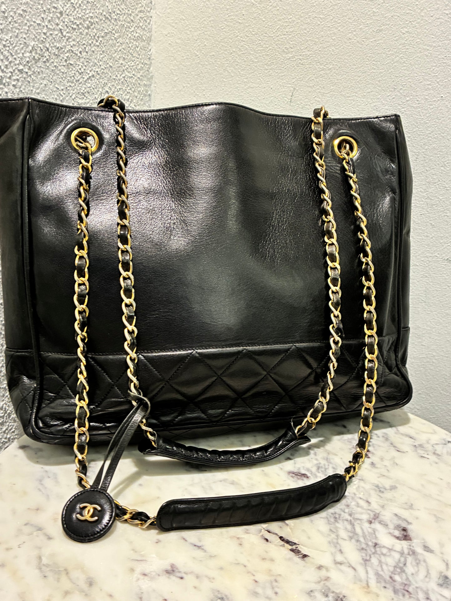 Chanel Vintage Tote - CC Detail - Black Lambskin & 24K Gold Hardware
