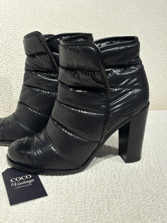 Chanel CC Cap-Toe Puffer Booties - 40