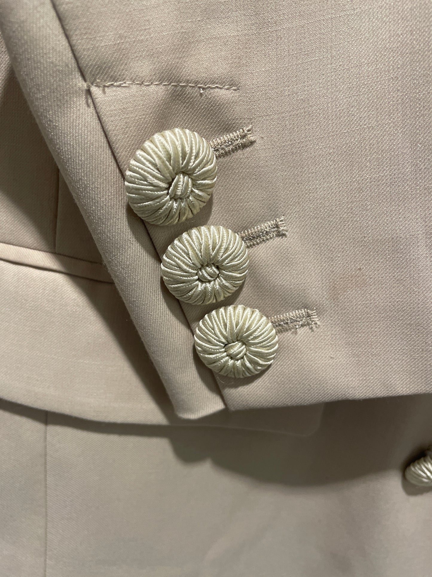 Exclusive Double-Breasted Blazer with Structured Shoulder Detail – Beige - EU42