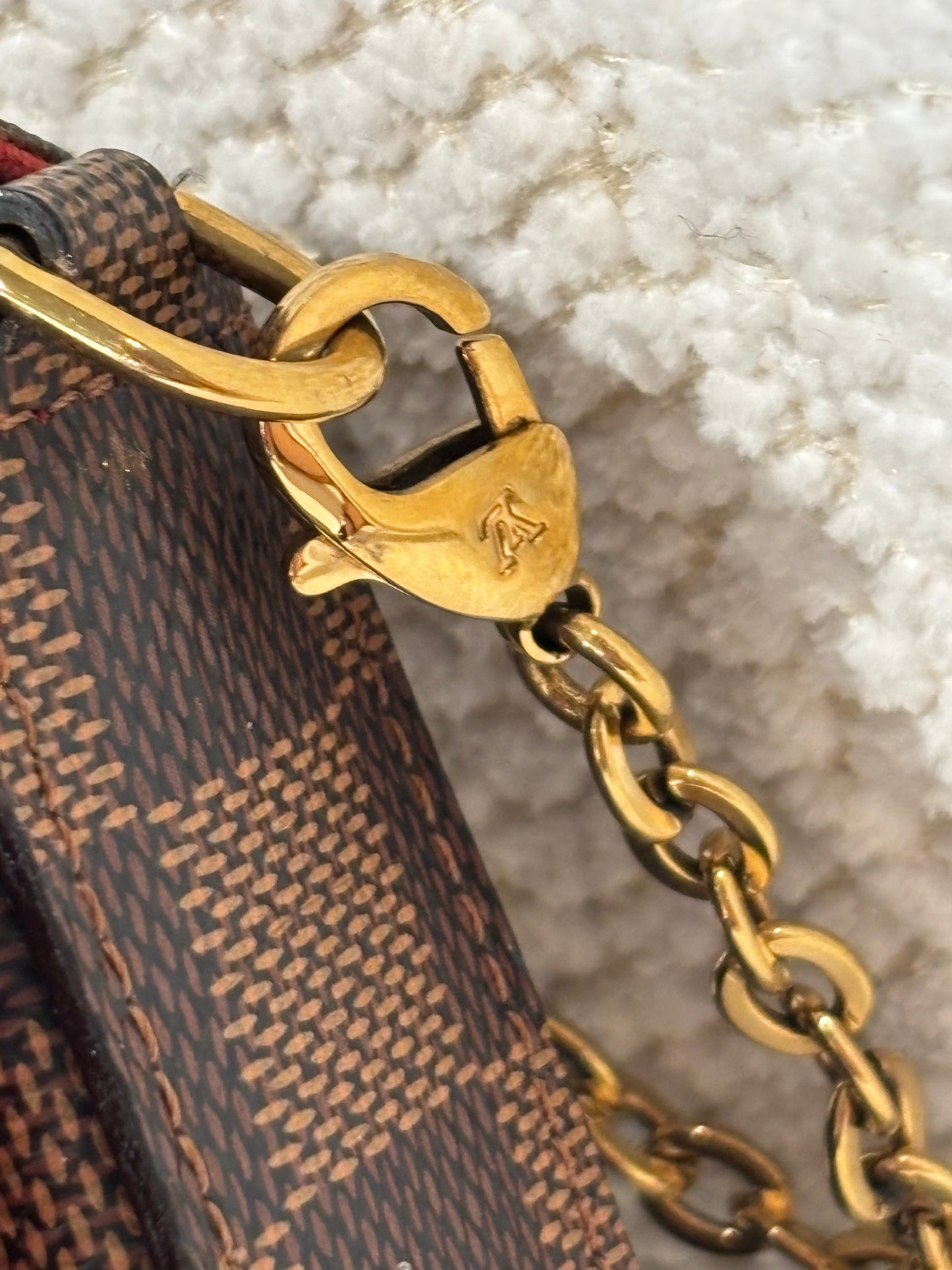 Louis Vuitton Pochette Félicie – Damier Canvas with Gold Chain