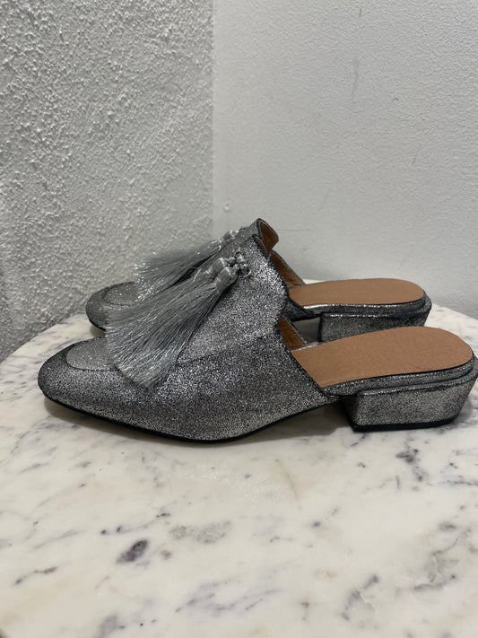 Bettye Muller "Brea" Metallic Leather Loafer Mules – US 8M / 38.5