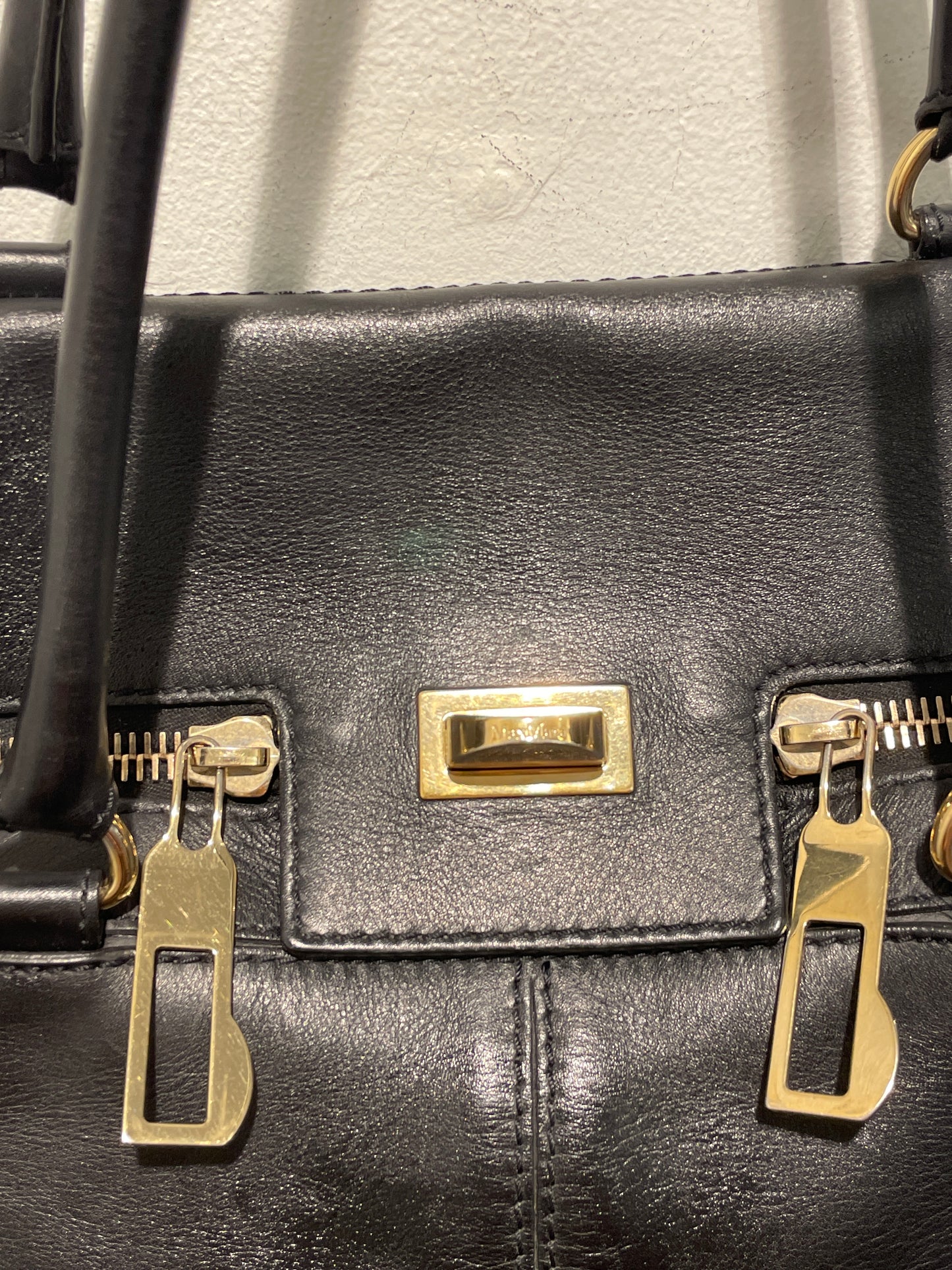 Max Mara Margaux Leather Handbag – Black