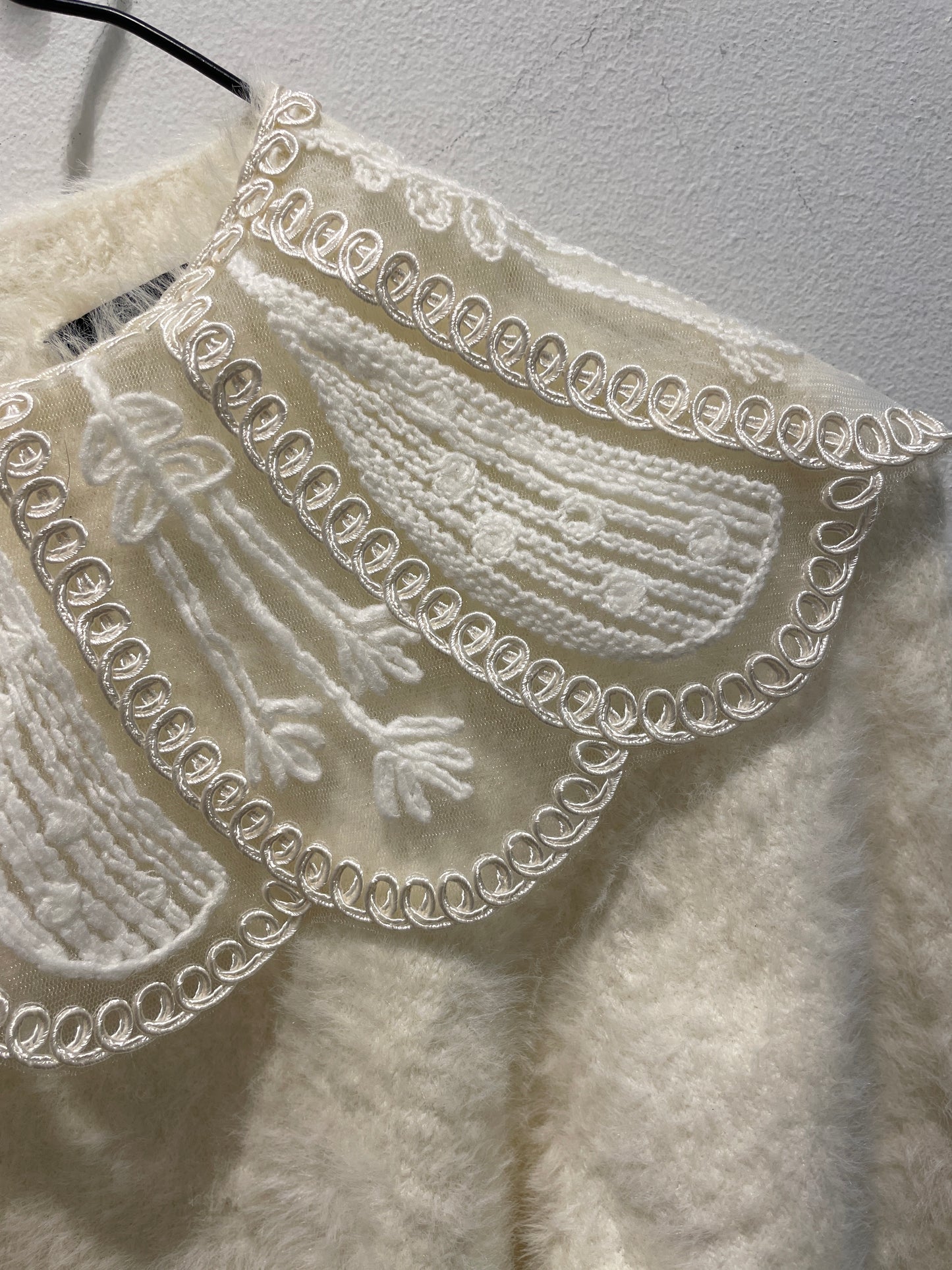 ROTATE Lace Collar Knit Sweater – Blanc De Blanc - XS