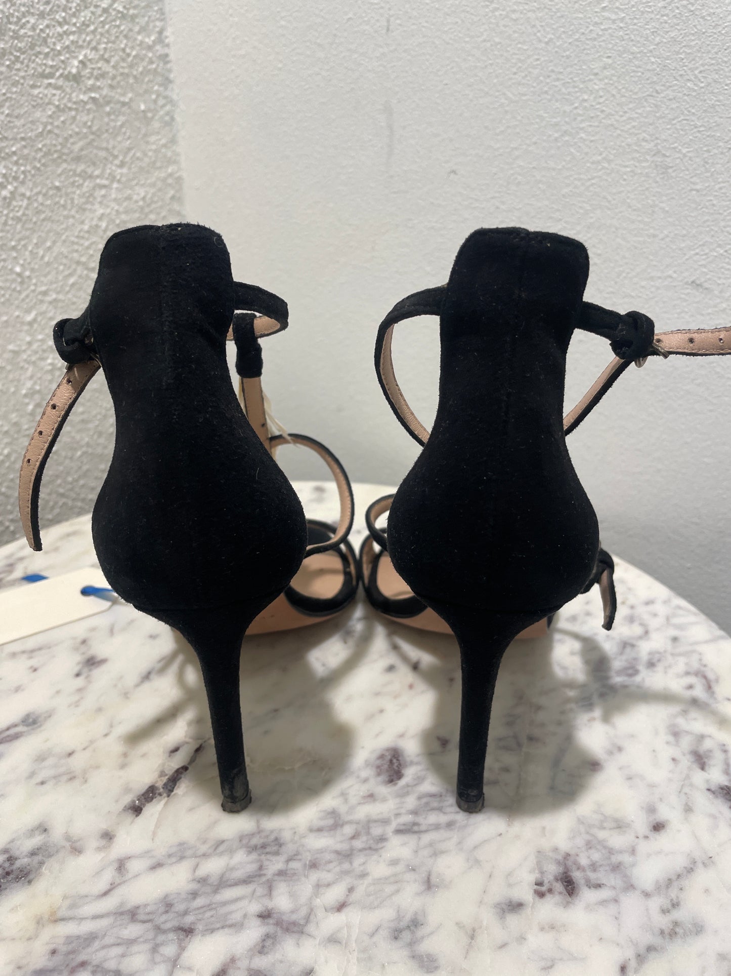 Pura López – Statement Black Suede Sandals with White Feather Detail - 37