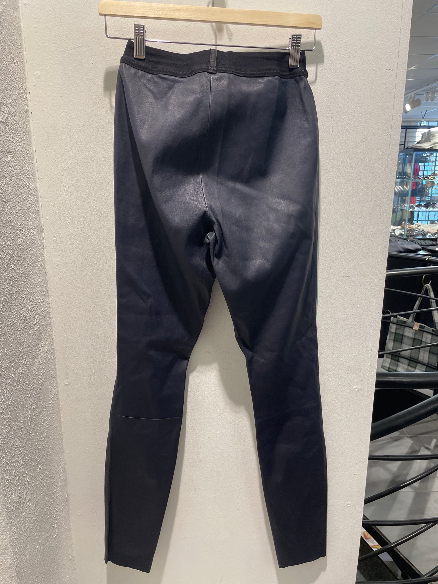 By Malene Birger Premium Leather Leggings – Size EU 38 / Navy