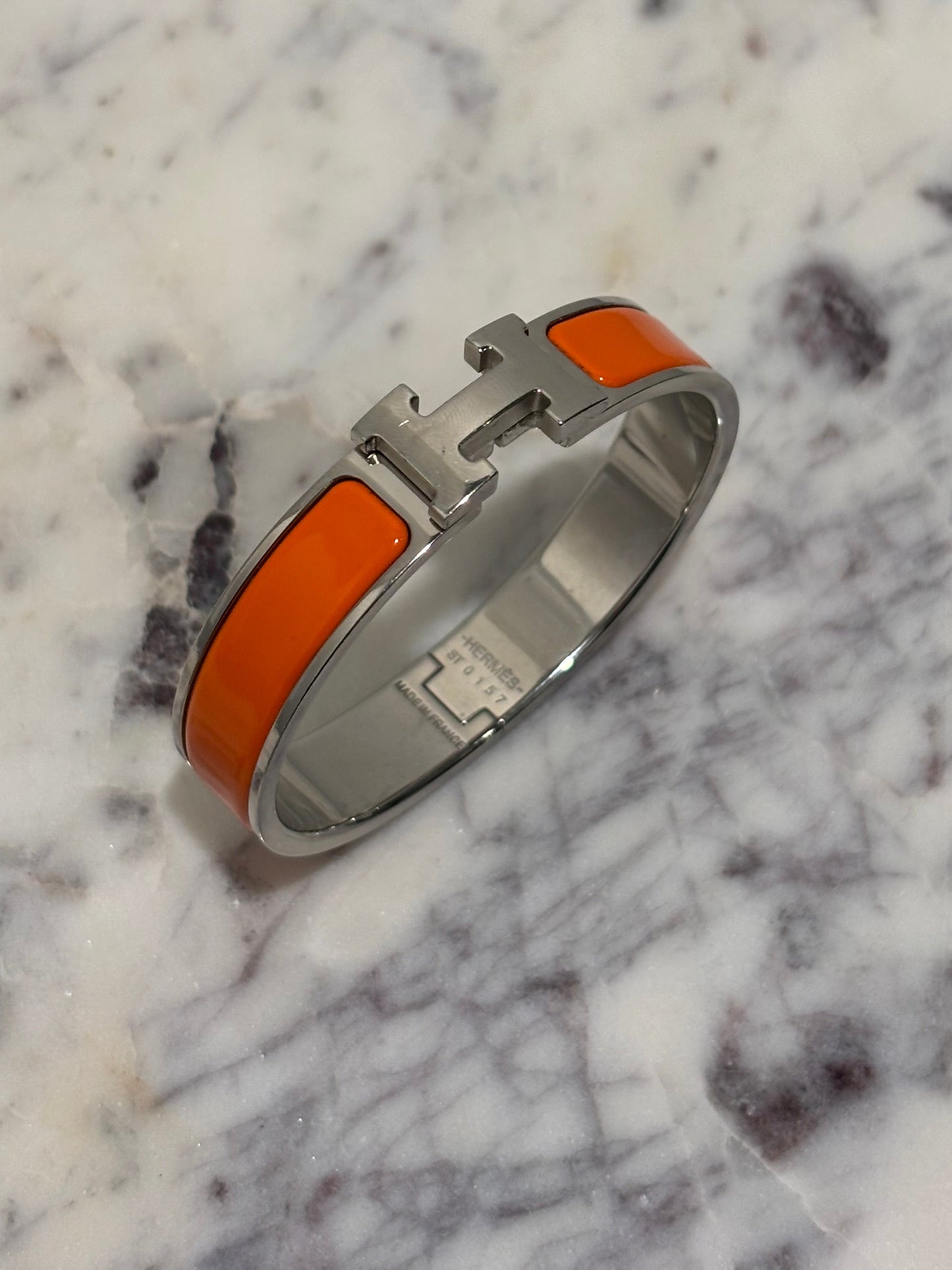 Hermés Clic H Bracelet - Orange & Silver - Size GM