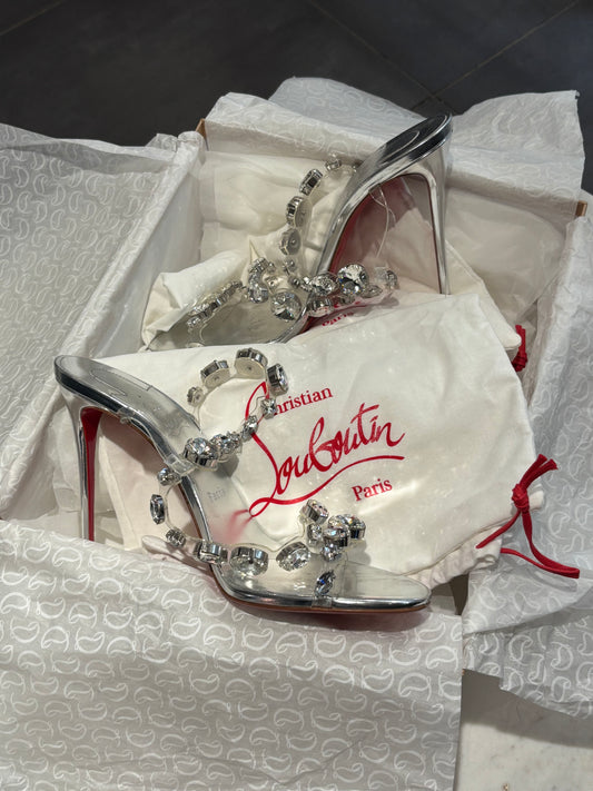 Christian Louboutin - Rosalie Jewel heels - 39,5 - Medinas Wardrobe