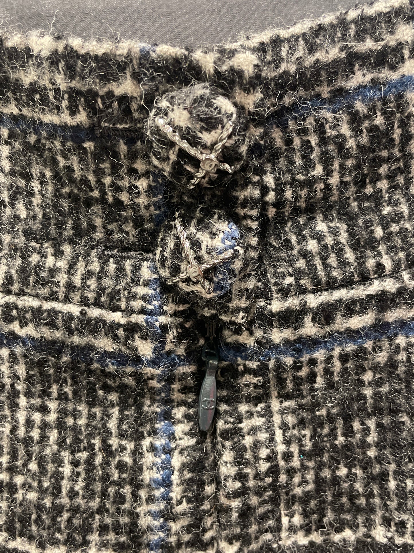 Chanel Skirt – wool, cashmere & silk – EU 36