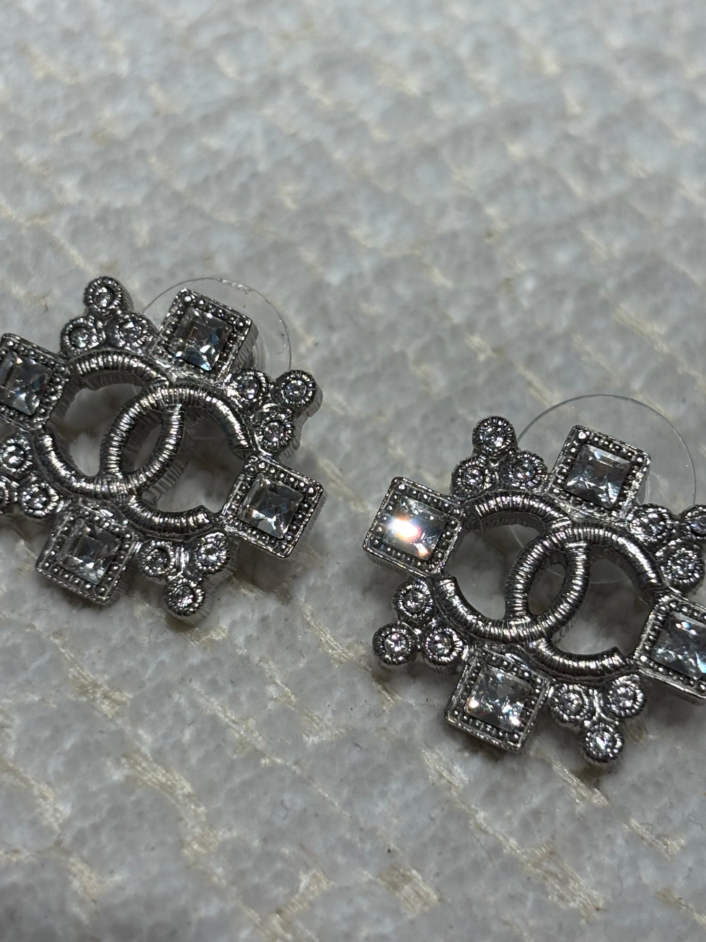 Chanel Earrings - Unique CC in Silver