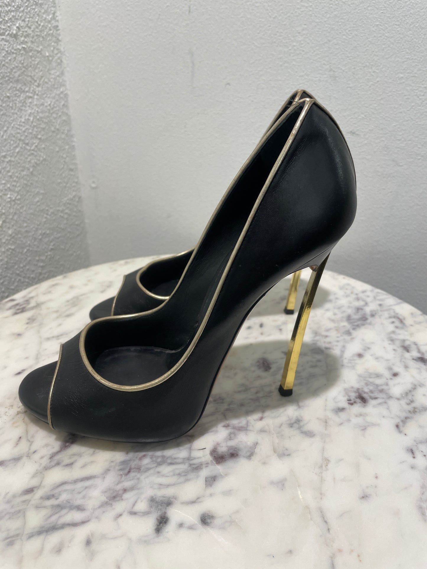 Casadei Black Leather 'Blade' Peep-Toe Pumps with Gold Trim & Heel - 37,5