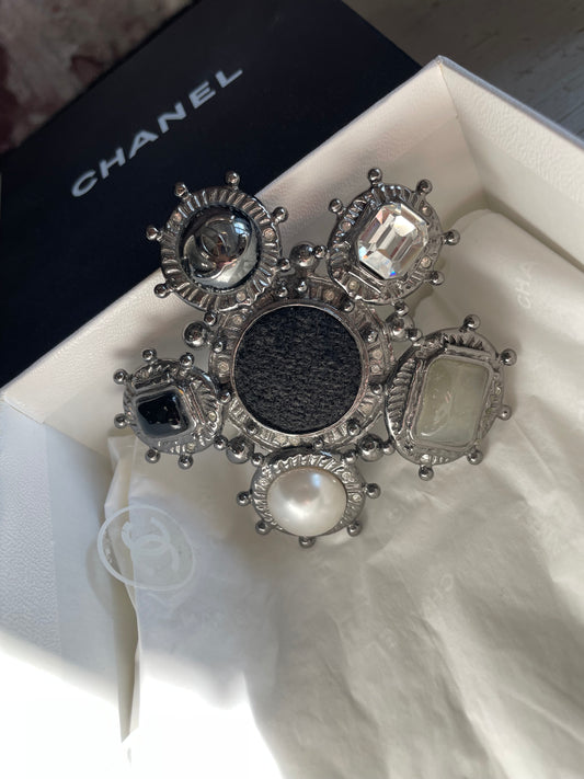 8 x 8 cm Broche - Chanel