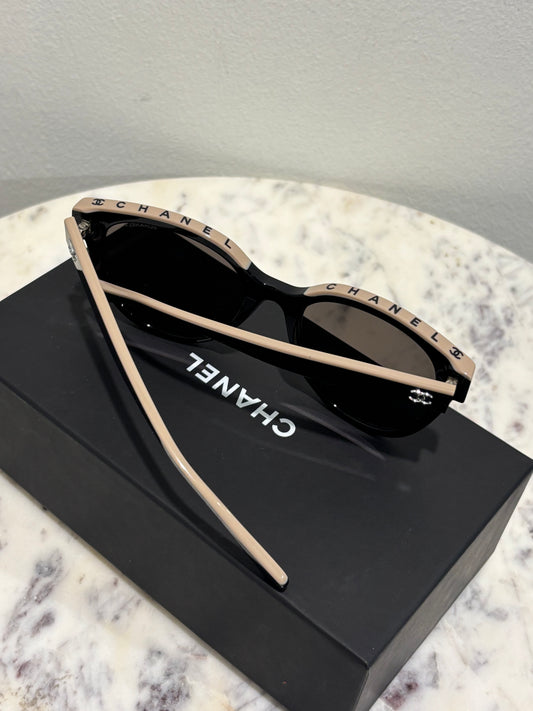 Chanel Sunglasses - Butterfly Model - Black w. Logos