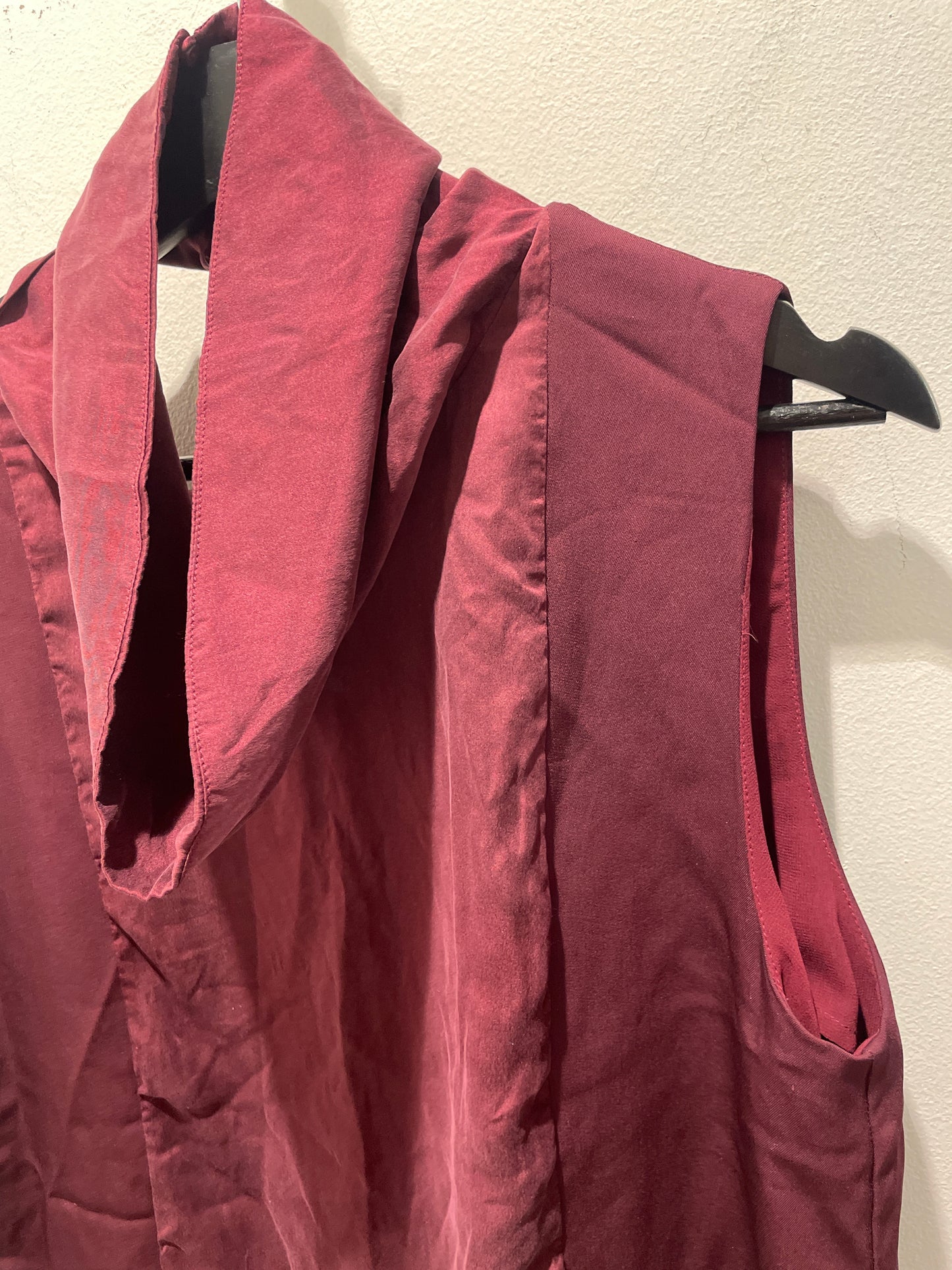 Burgundy Sleeveless Silk Top with Open Back - S