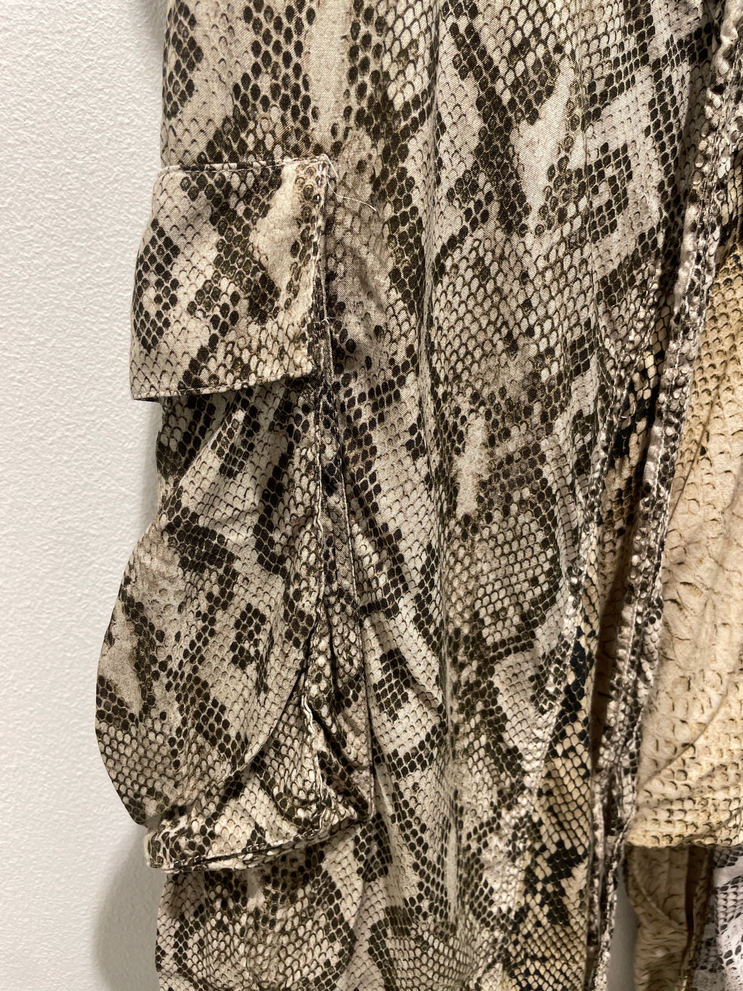 Zara - Snake Pants - S - Medinas Wardrobe