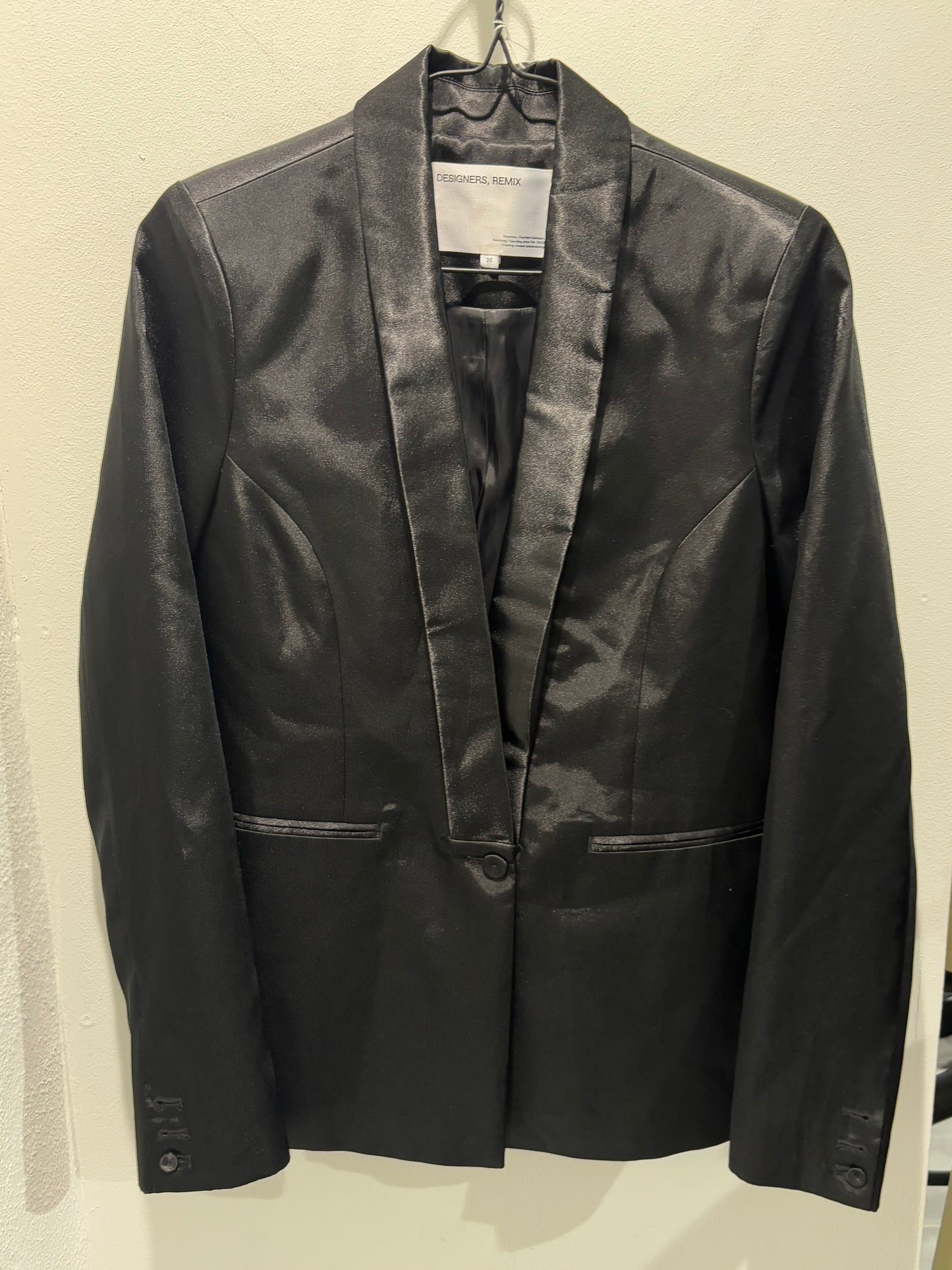 Designers Remix - blazer - black satin - EU36 - Medinas Wardrobe