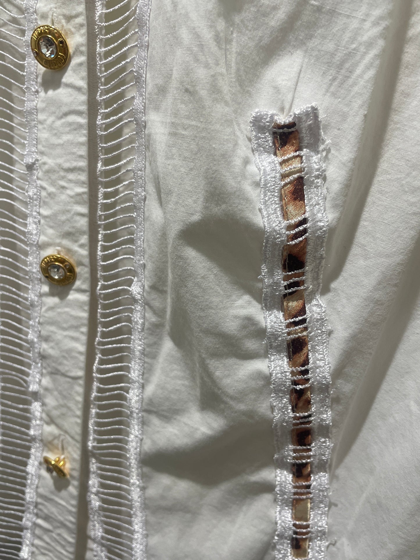 Roberto Cavalli shirt – Exclusive white vintage lace-up shirt with rhinestone logo - M
