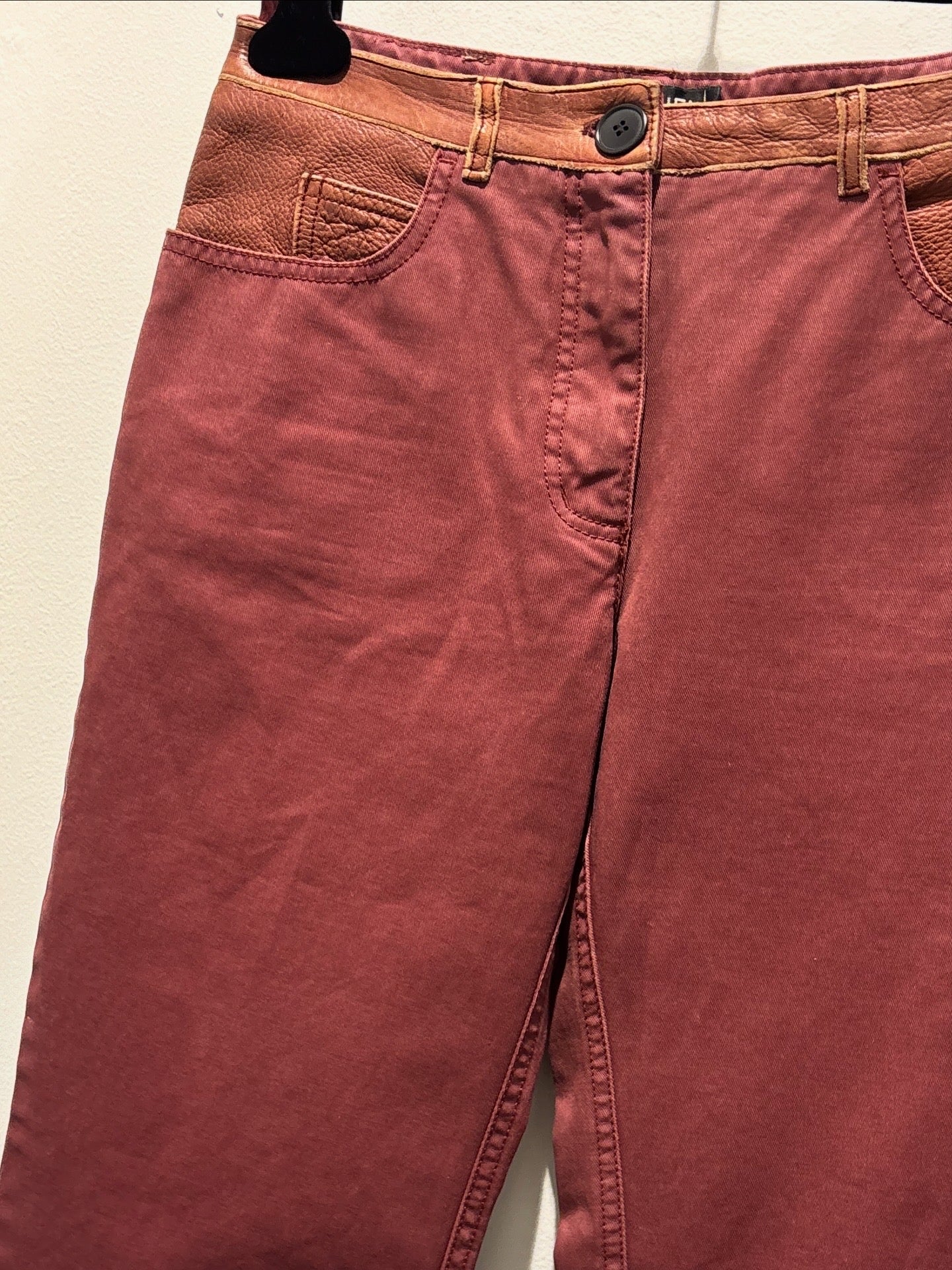 Chanel Jeans – Denim & Leather Trim in Bordeaux & Purple - EU 36