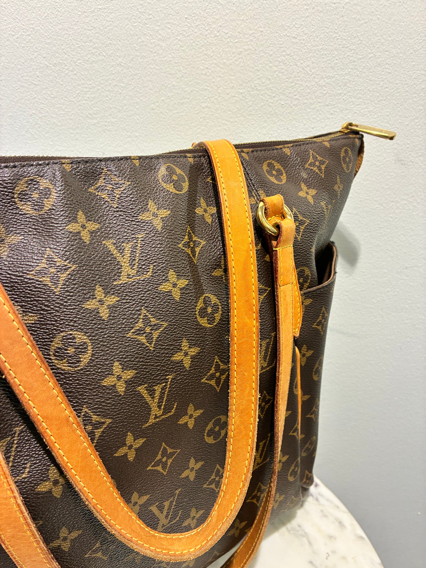 Louis Vuitton - Totally MM Tote