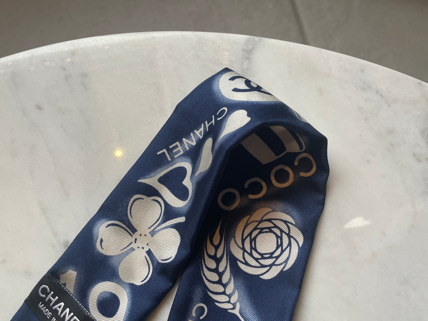 Chanel silketørklæde - Med box