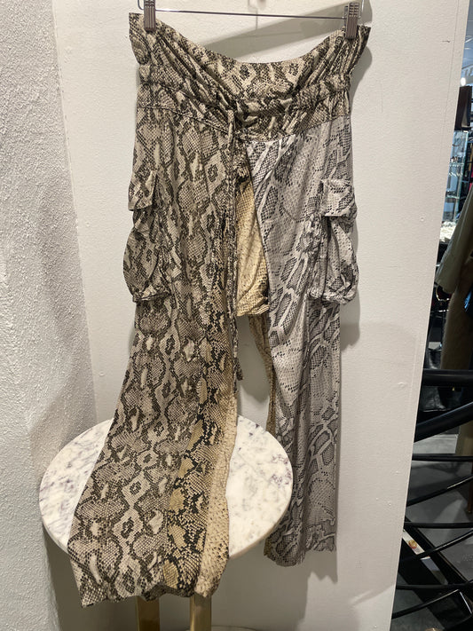 Zara - Snake Pants - S - Medinas Wardrobe