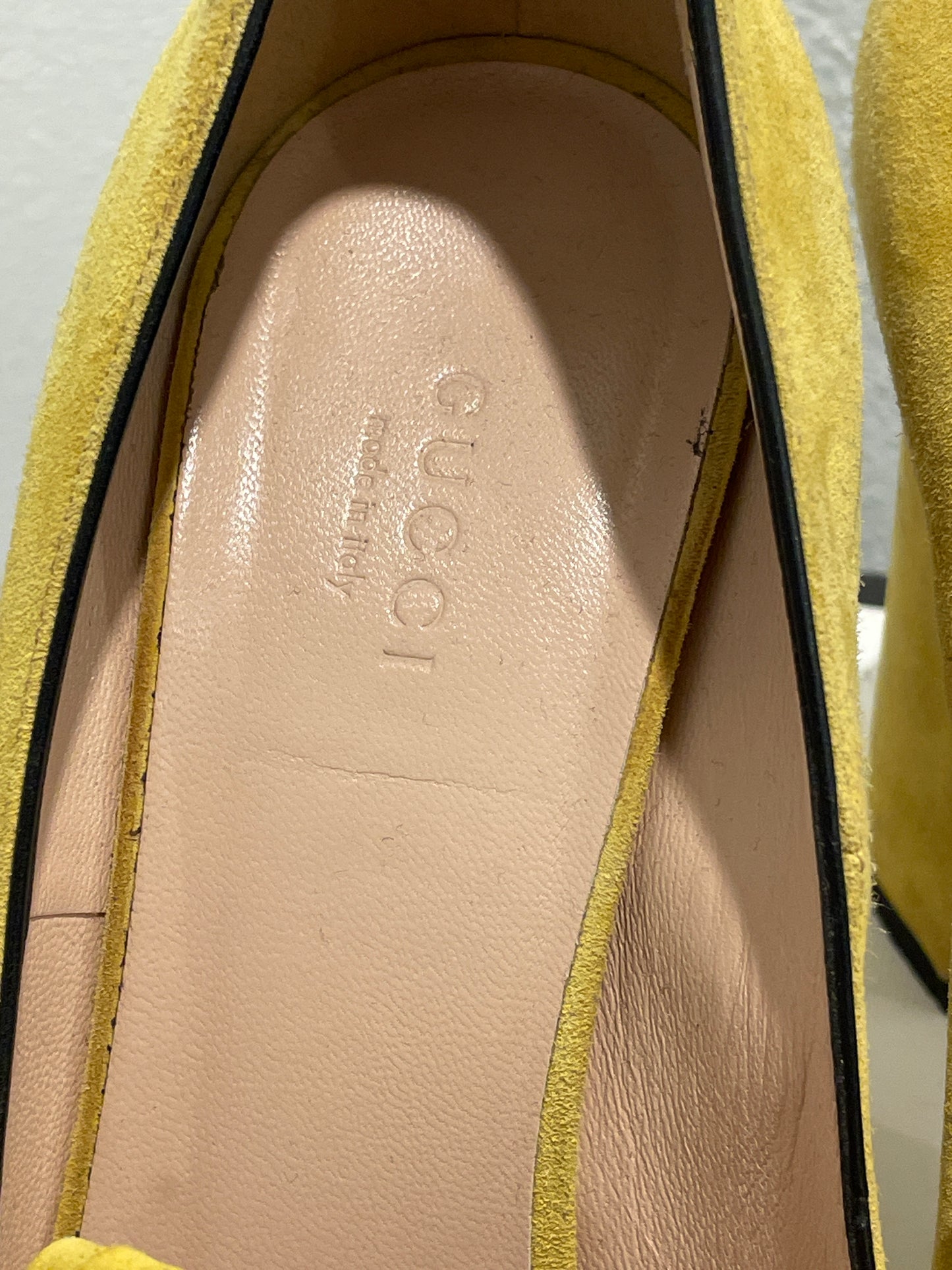 Gucci Marmont Fringe Suede Pumps – Size EU 39.5 / Yellow