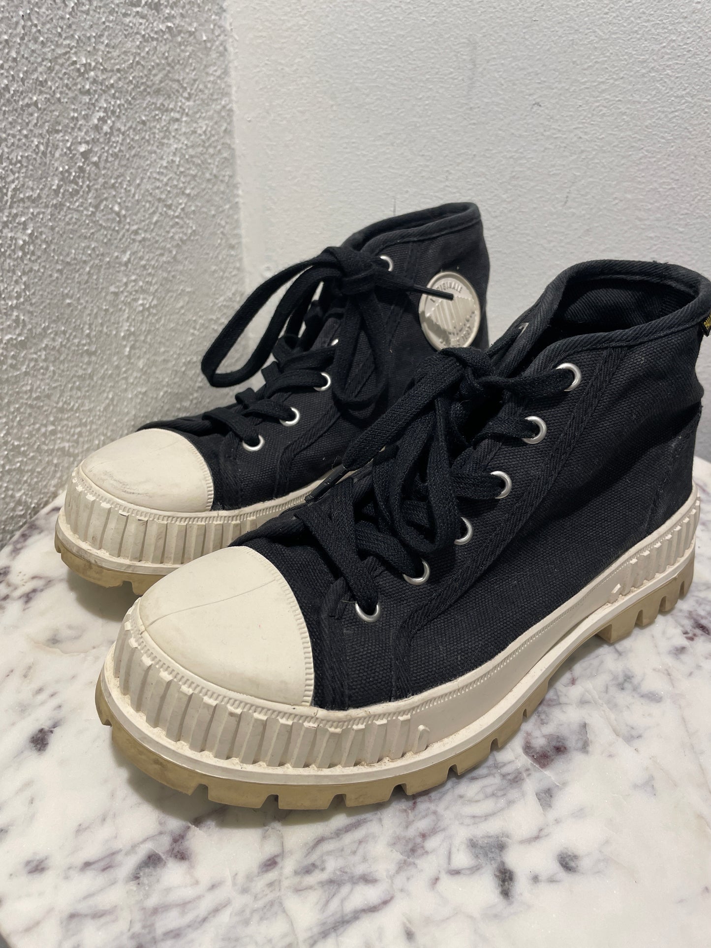 Palladium Pallashock Mid OG High-Top Boots – Size 38 / Black