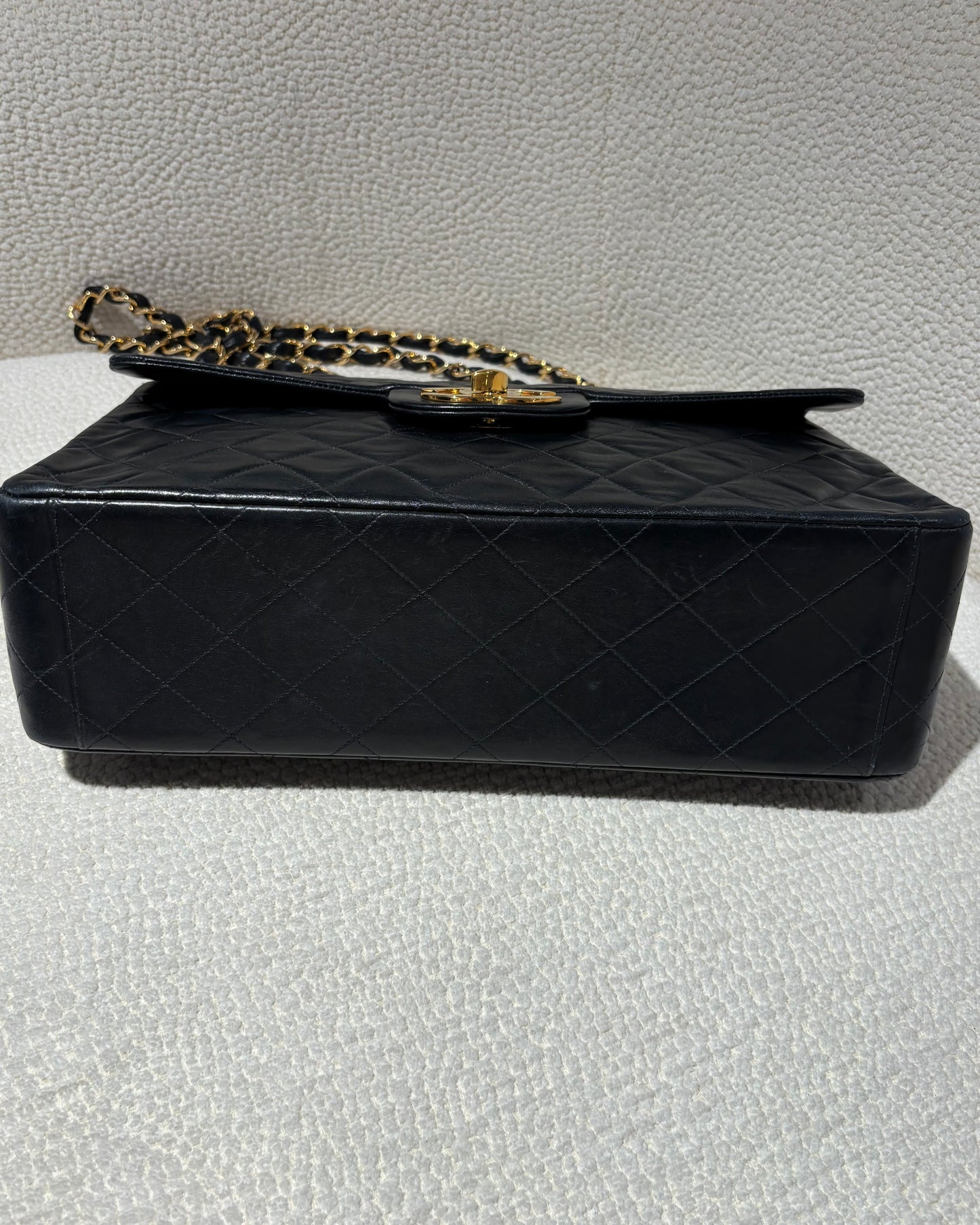 Chanel Vintage XL Classic Flap Bag – Black Lambskin & 24K Gold Hardware