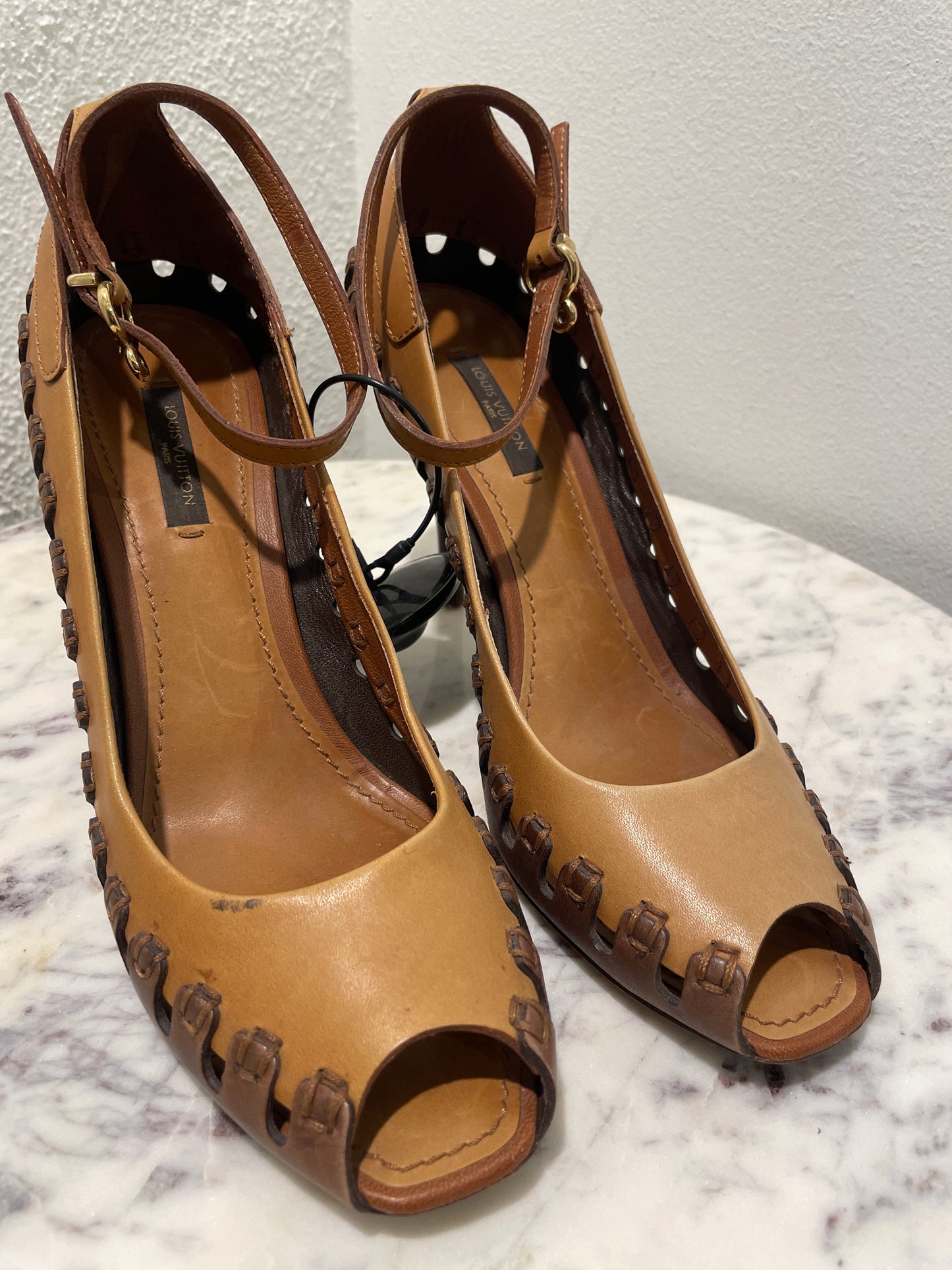 Louis Vuitton Tan Suede & Brown Leather Woven Detail Peep-Toe Heels - 38
