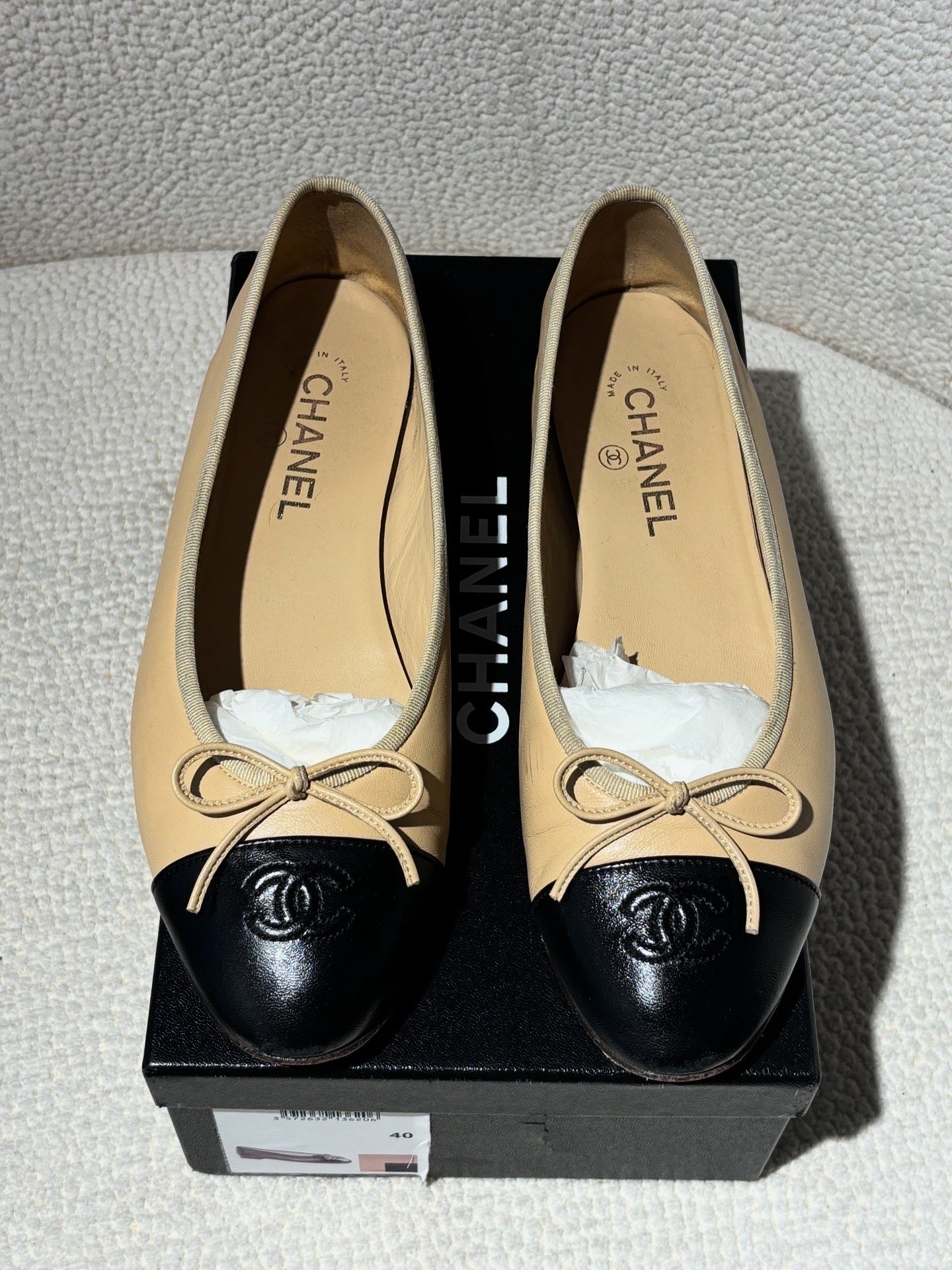 Chanel Ballerinas - Beige and Black lambskin - EU 40C