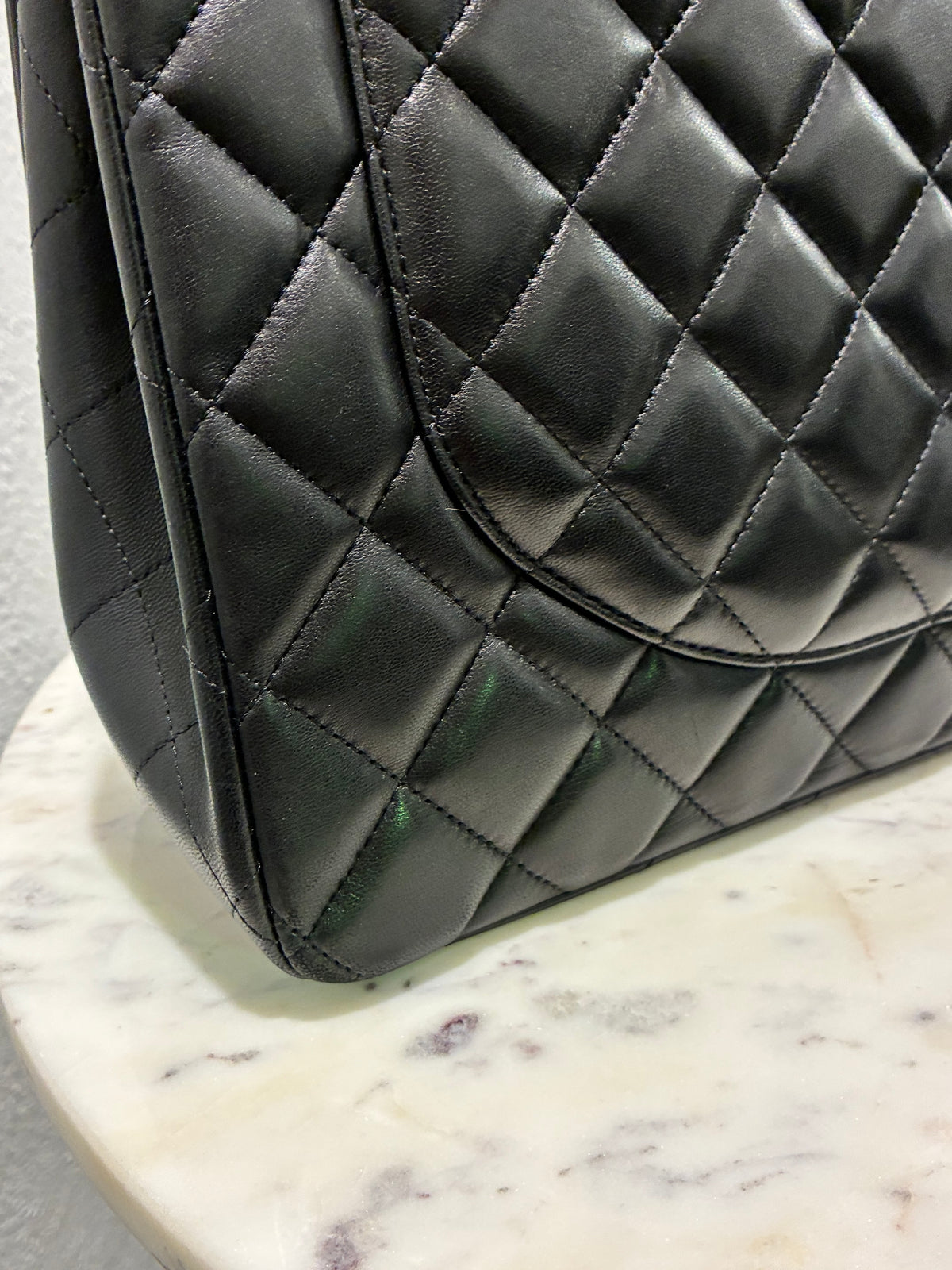 Chanel Jumbo Classic Single Flap – Black Lambskin & Gold Hardware