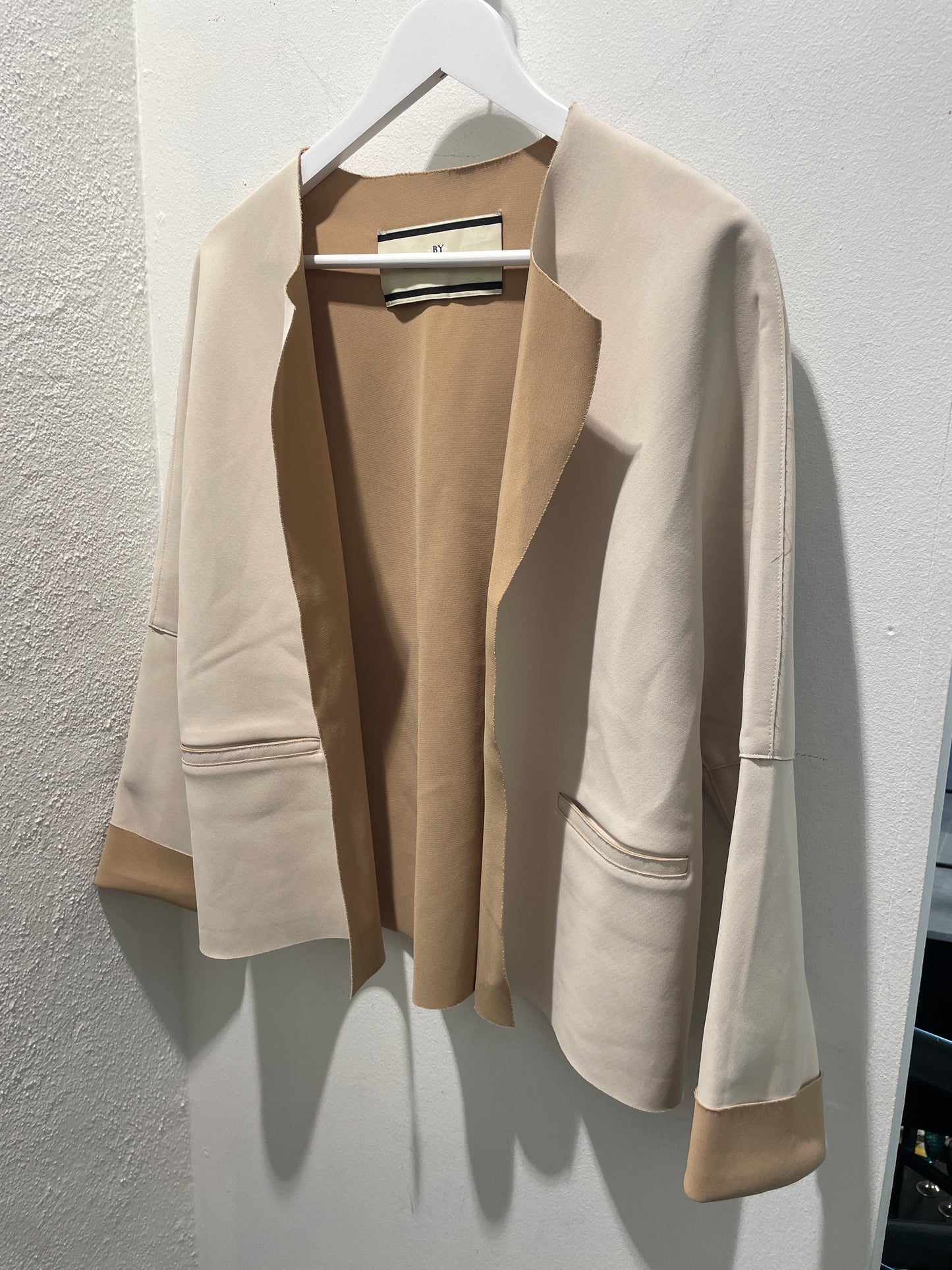 By Malene Birger Collarless Open-Front Knit Jacket – Oatmeal / Camel – Size EU38